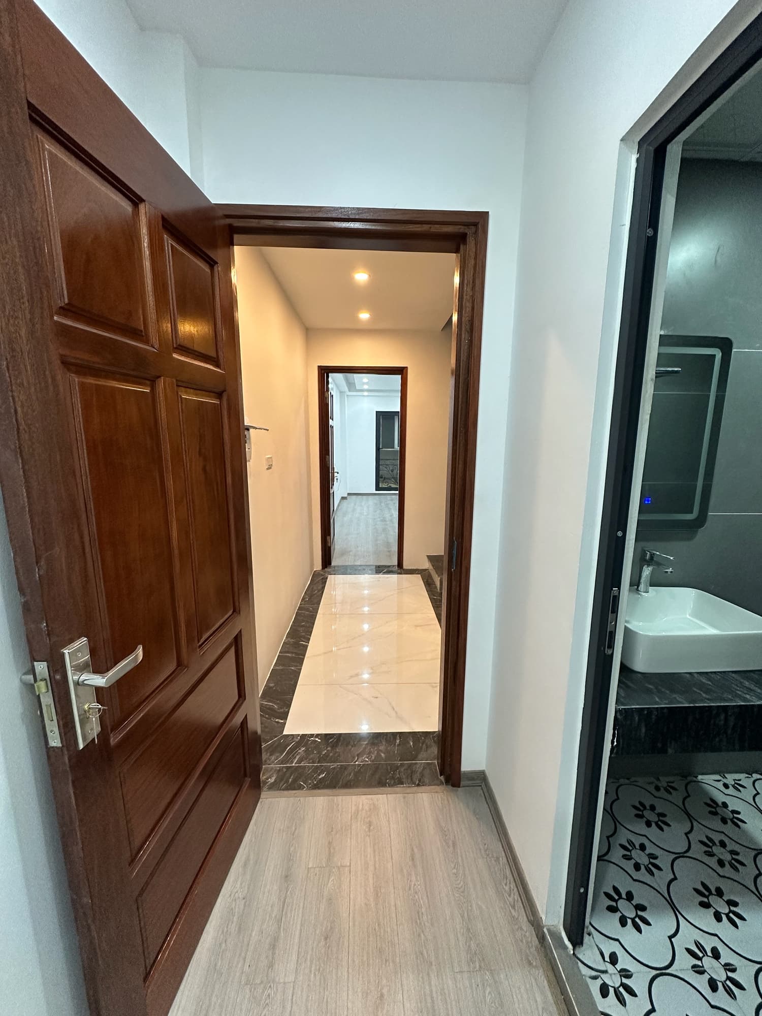 Nhà đất mặt phố, Ba Đình, Hà Nội - 57m² giá 12.5 tỷ