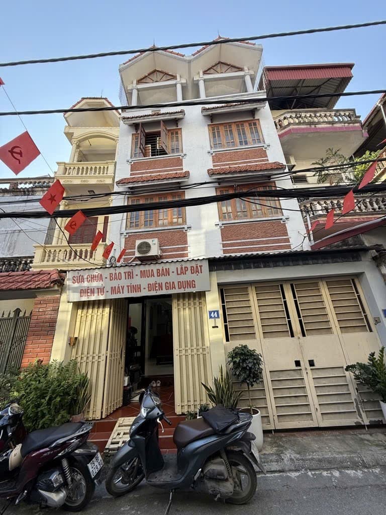 Nhà đất mặt phố, Long Biên, Hà Nội - 51m² giá 14.6 tỷ