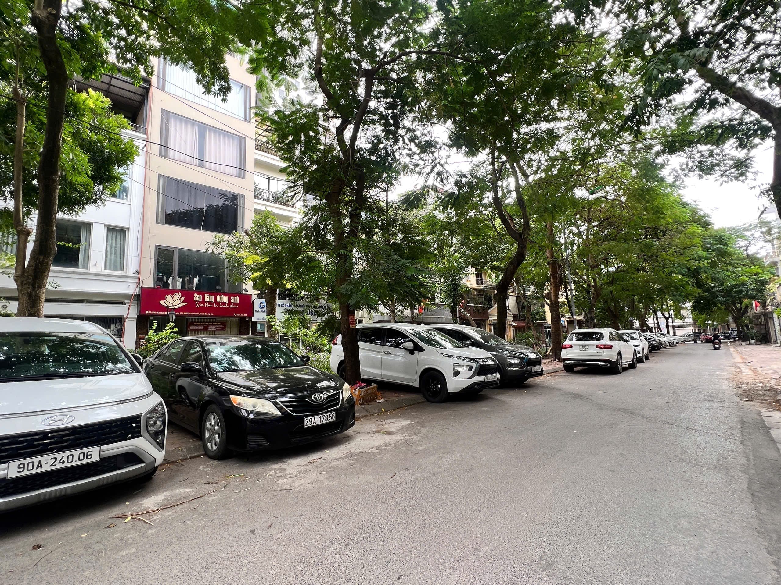 Nhà đất mặt phố, Hà Đông, Hà Nội - 106m² giá 34.8 tỷ