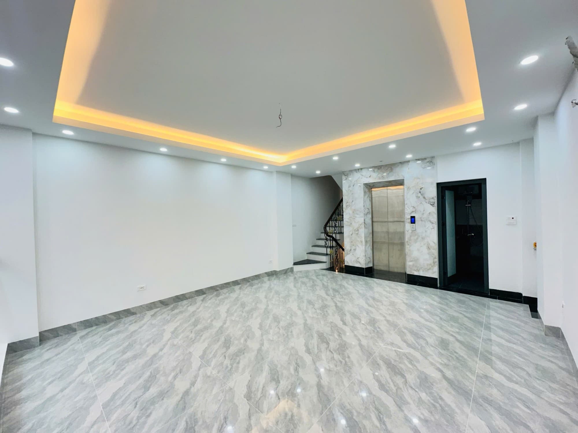 Nhà đất mặt phố, Đống Đa, Hà Nội - 50m² giá 25 tỷ