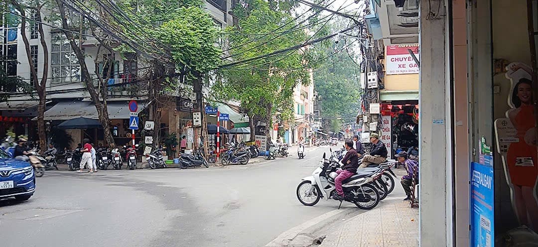 Nhà đất mặt phố, Ba Đình, Hà Nội - 38m² giá 10.9 tỷ