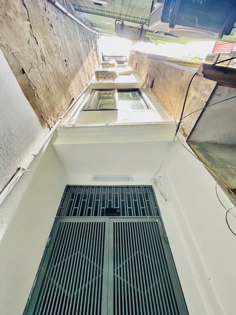 Nhà đất mặt phố, Hoàn Kiếm, Hà Nội - 10m² giá 2.9 tỷ