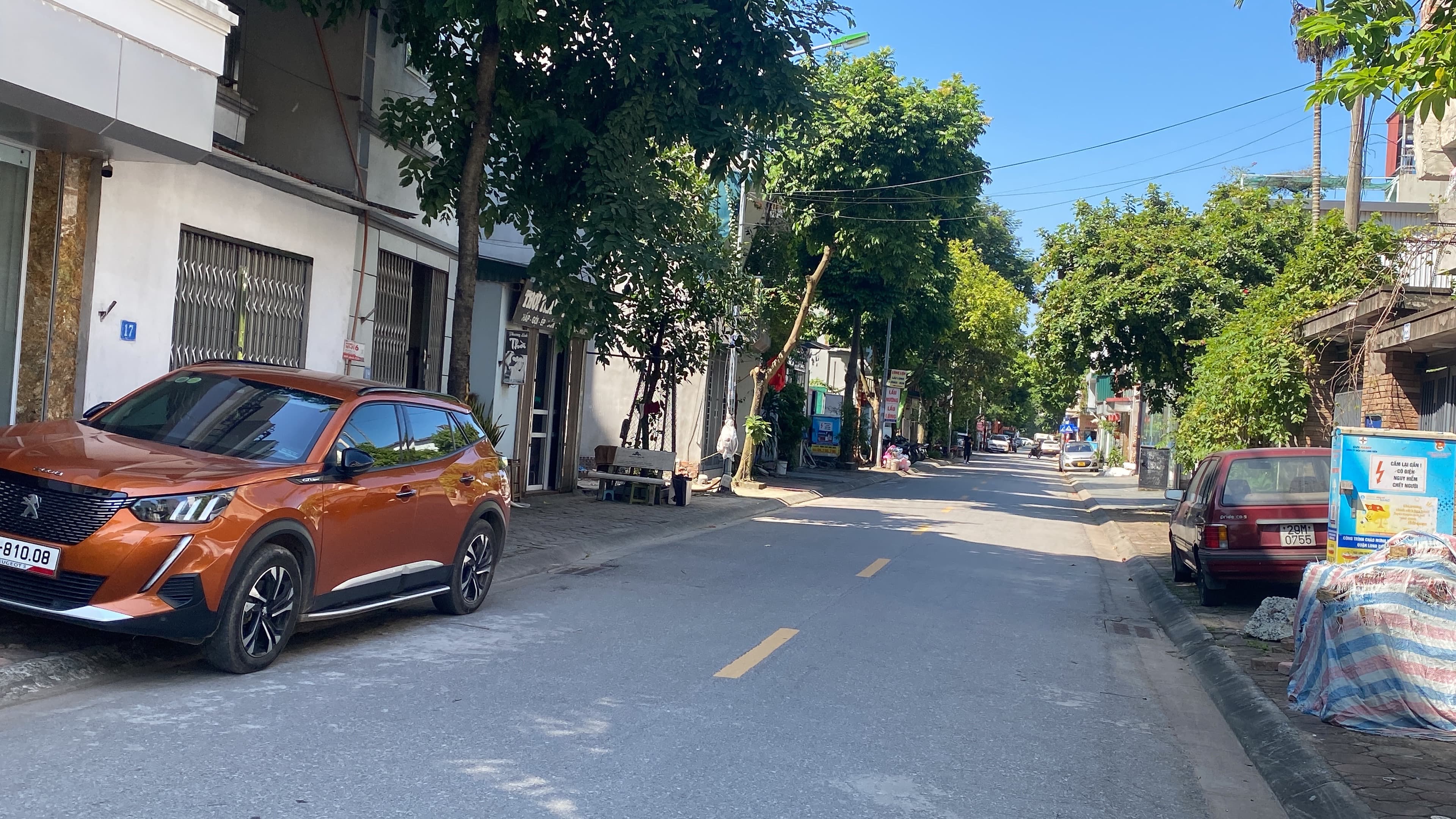 Nhà đất mặt phố, Long Biên, Hà Nội - 55m² giá 18.2 tỷ