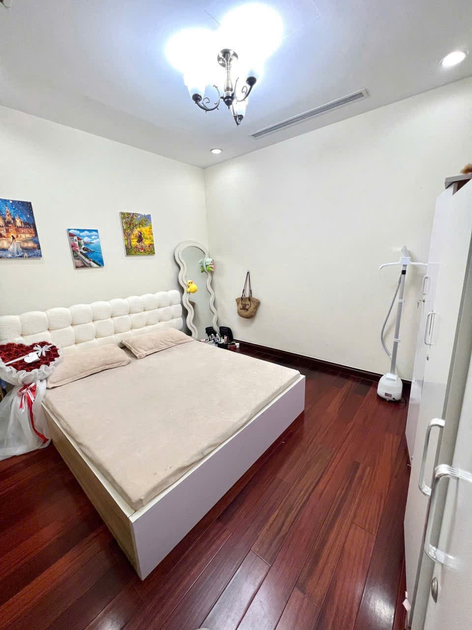 Căn hộ Royal City -, - 104m² giá 14.2 tỷ