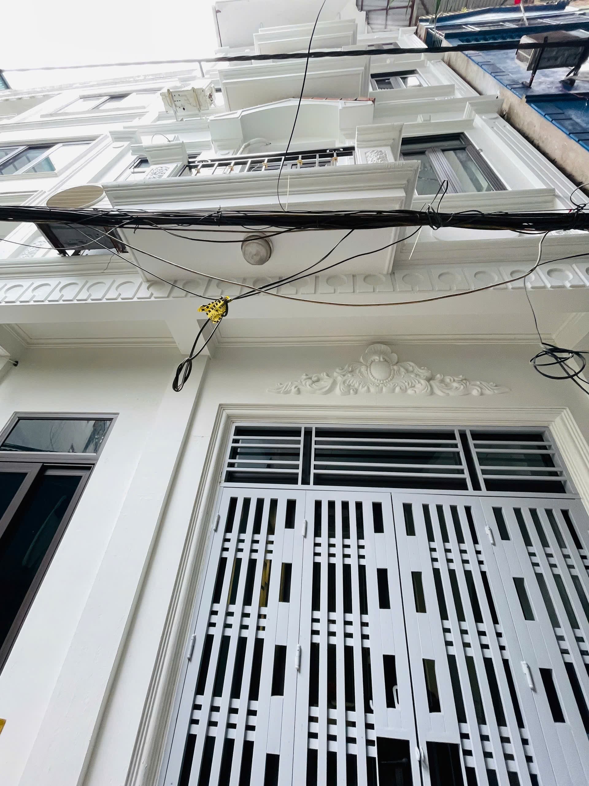 Nhà đất mặt phố, Hoàng Mai, Hà Nội - 29m² giá 9.8 tỷ