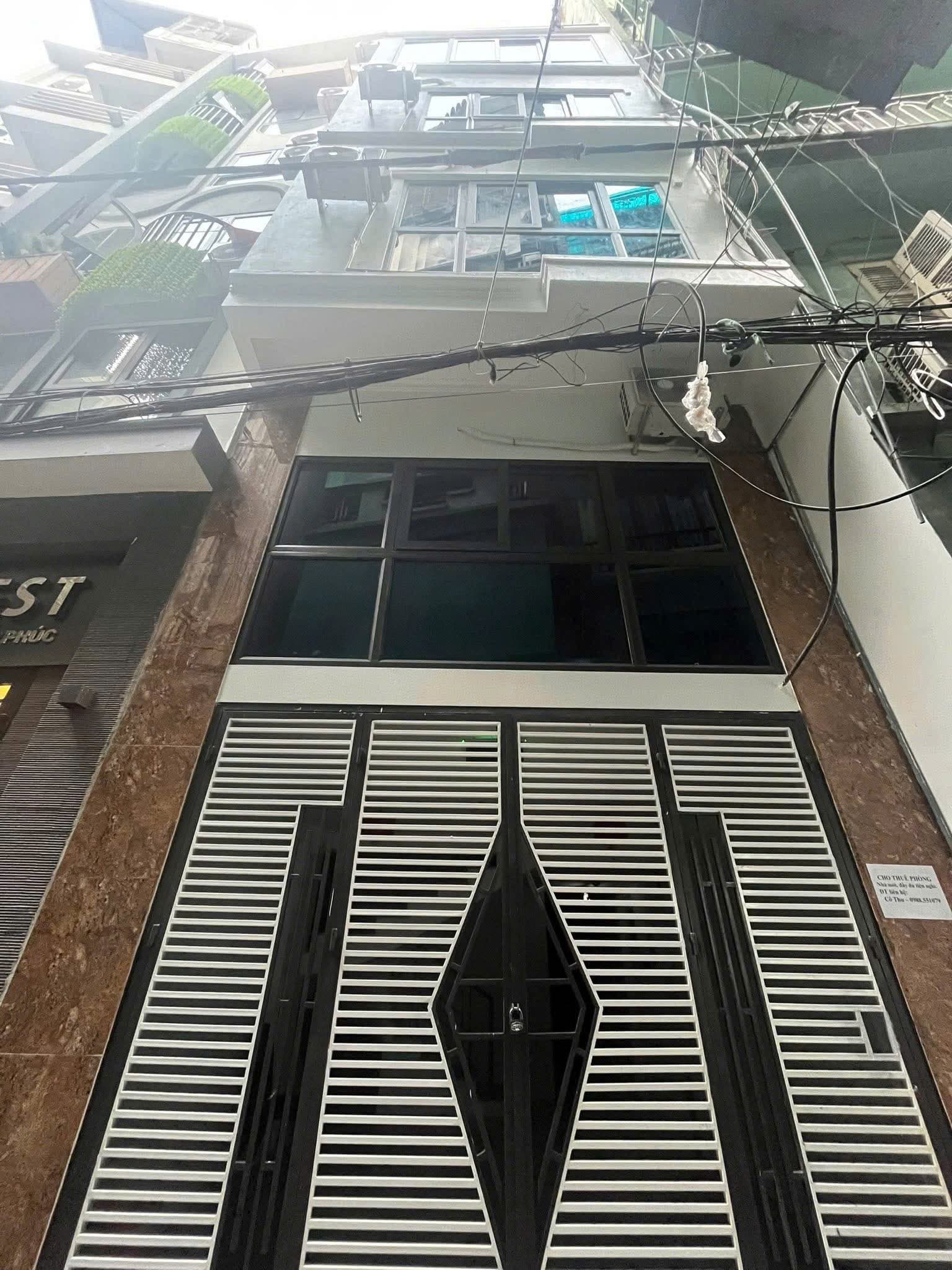 Nhà đất mặt phố, Cầu Giấy, Hà Nội - 50m² giá 18.5 tỷ