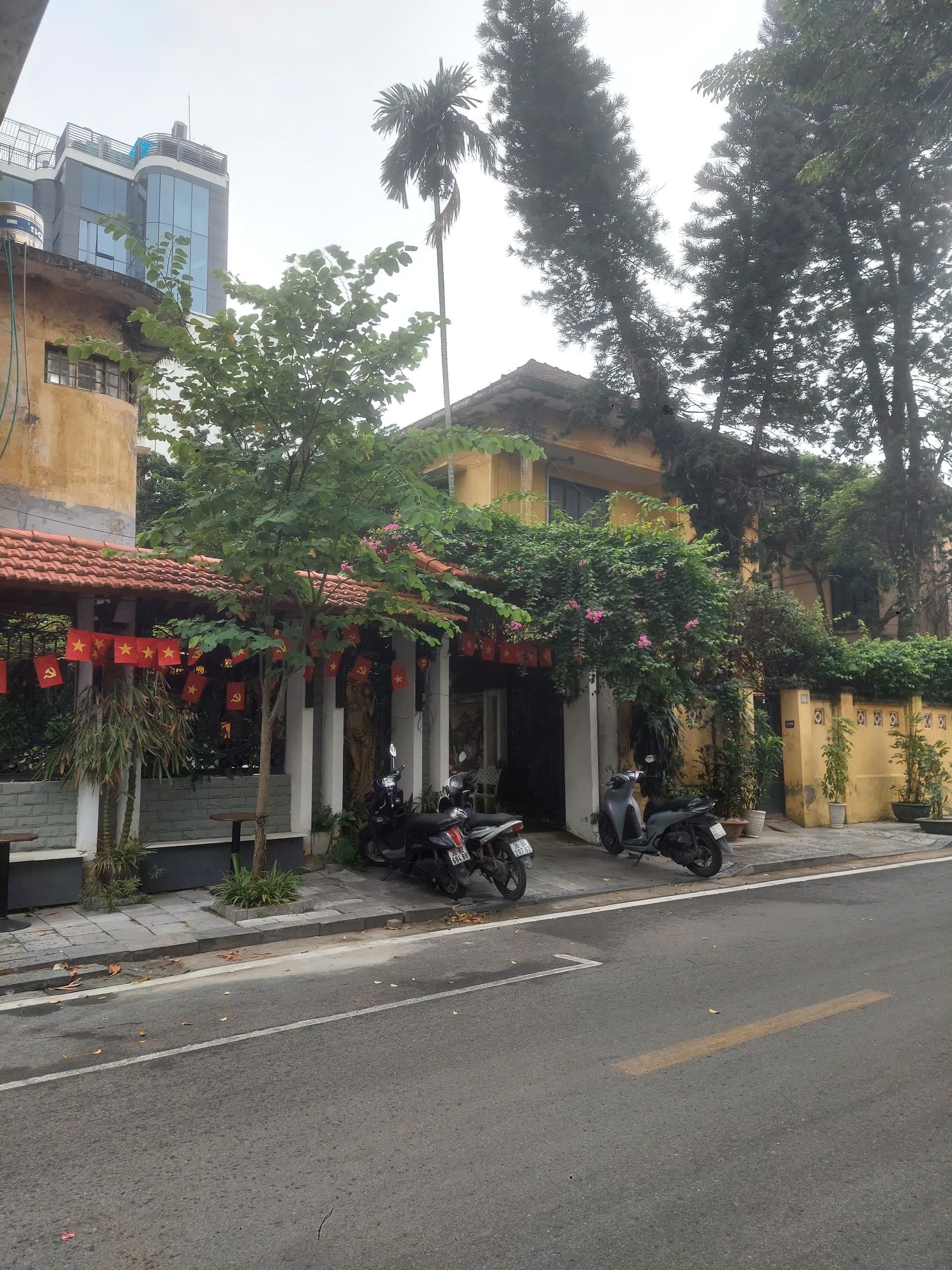 Nhà đất mặt phố, Hoàn Kiếm, Hà Nội - 198m² giá 120 tỷ