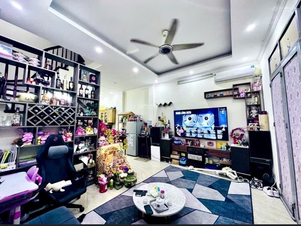 Nhà đất mặt phố, Hoàng Mai, Hà Nội - 47m² giá 11.3 tỷ