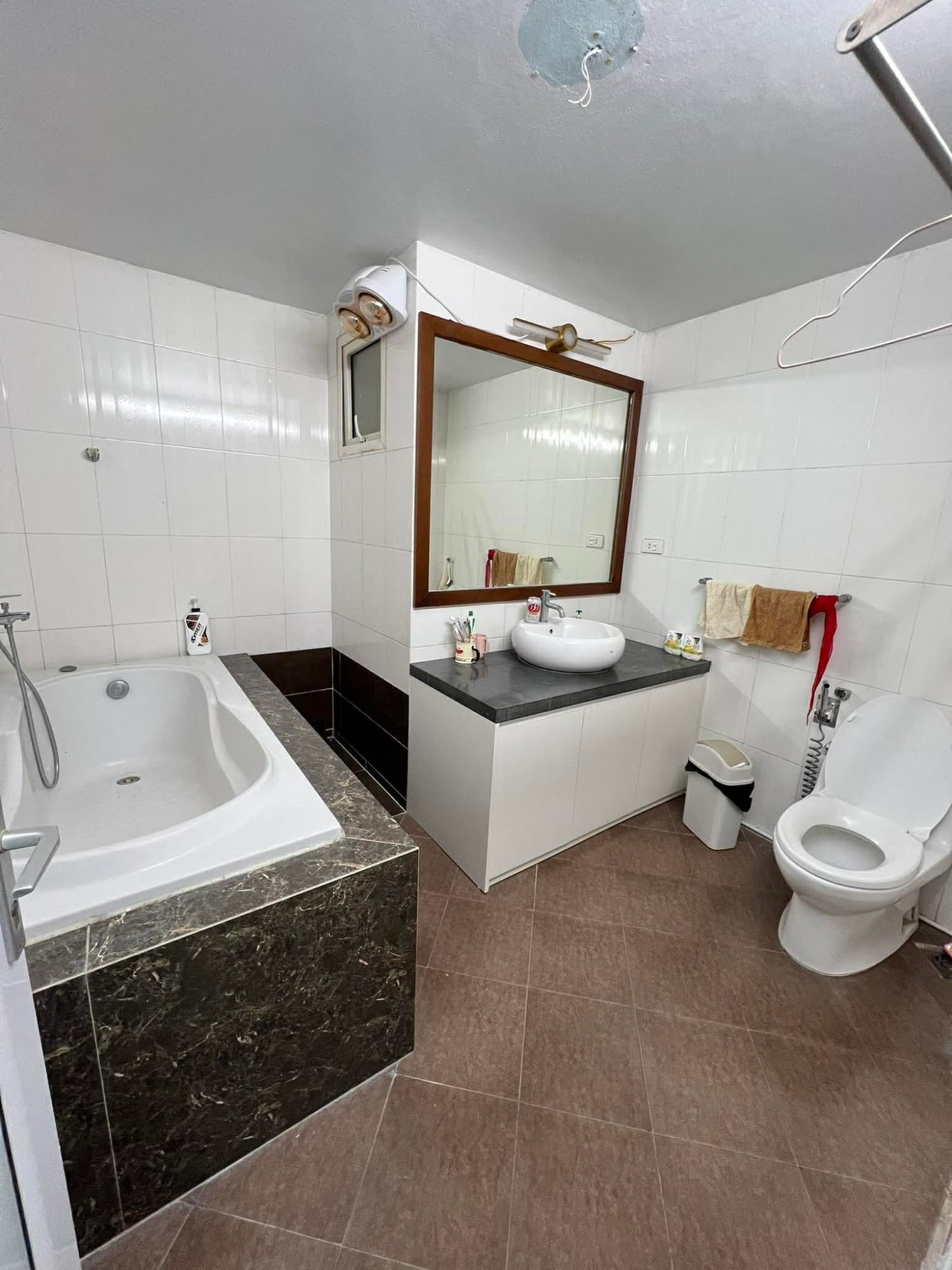 Nhà đất mặt phố, Hoàng Mai, Hà Nội - 55m² giá 17.2 tỷ