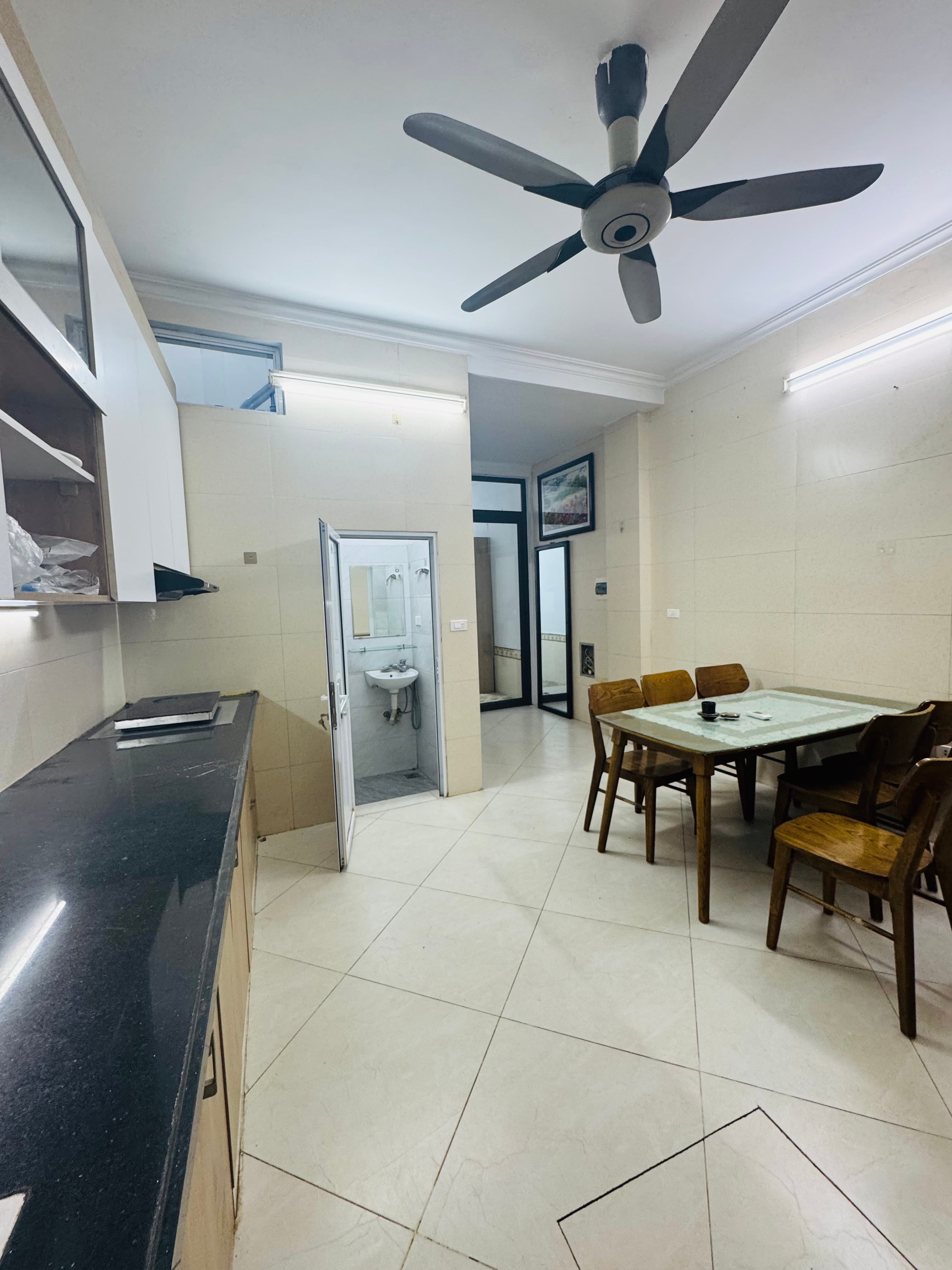 Nhà đất mặt phố, Đống Đa, Hà Nội - 43m² giá 9.5 tỷ