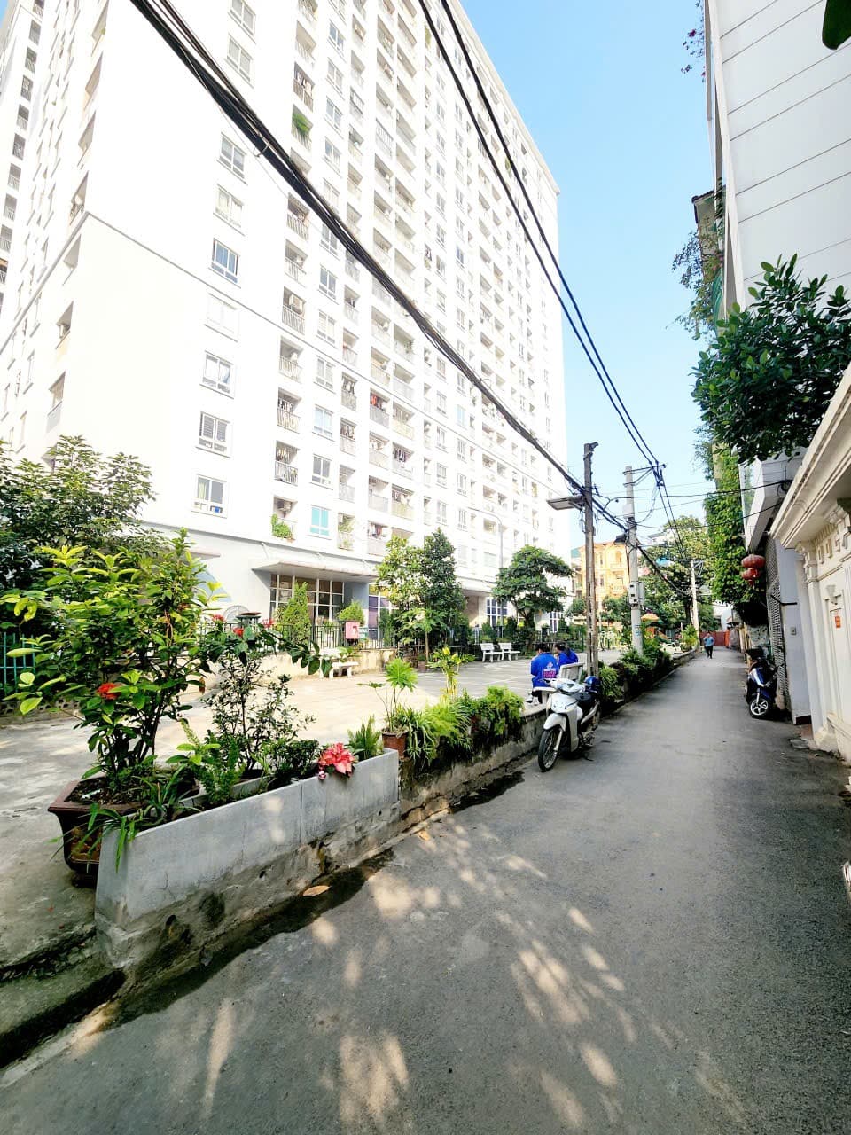 Nhà đất mặt phố, Tây Hồ, Hà Nội - 71m² giá 23.2 tỷ