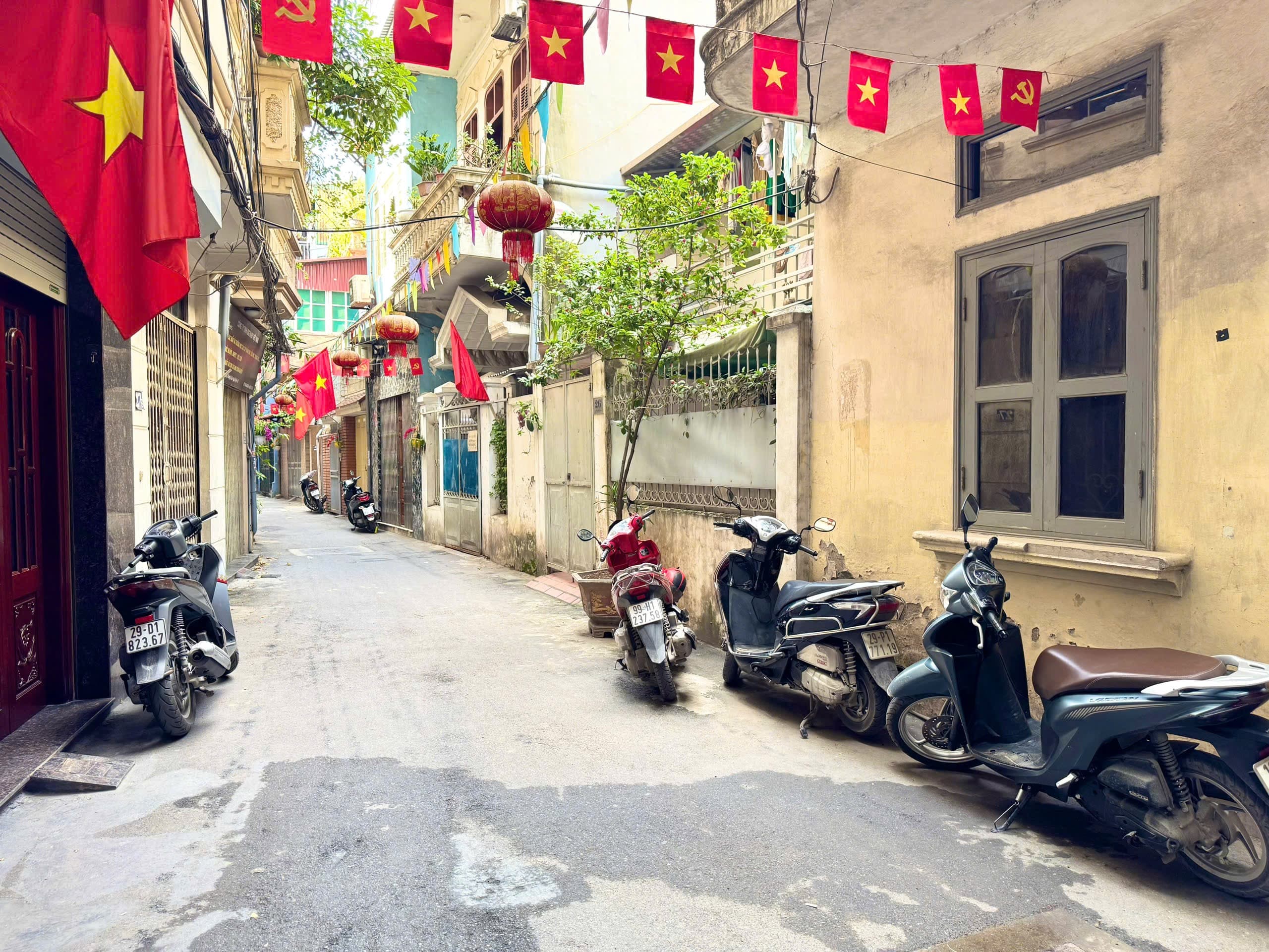 Nhà đất mặt phố, Tây Hồ, Hà Nội - 27m² giá 8.5 tỷ