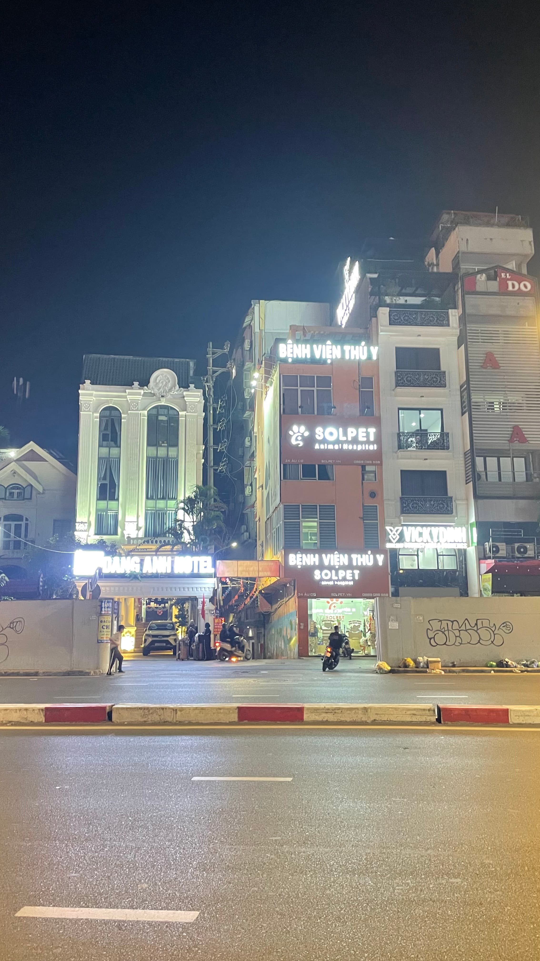 Nhà đất mặt phố, Tây Hồ, Hà Nội - 42m² giá 11 tỷ