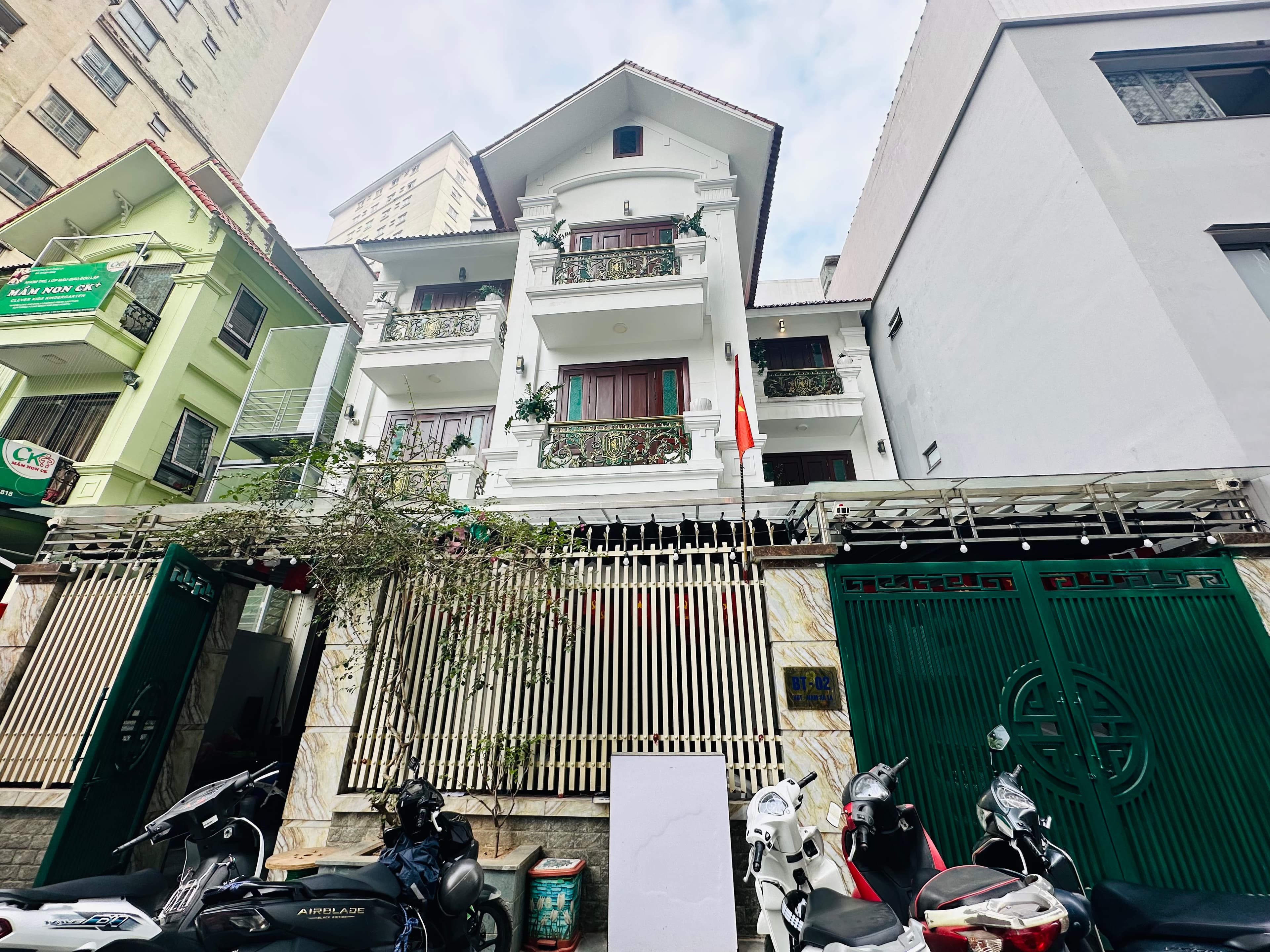 Nhà đất mặt phố, Hà Đông, Hà Nội - 129m² giá 30.5 tỷ