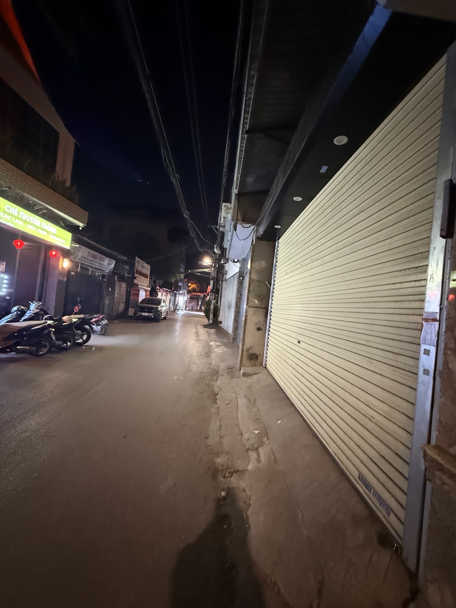 Nhà đất mặt phố, Hoàng Mai, Hà Nội - 104m² giá 27.5 tỷ