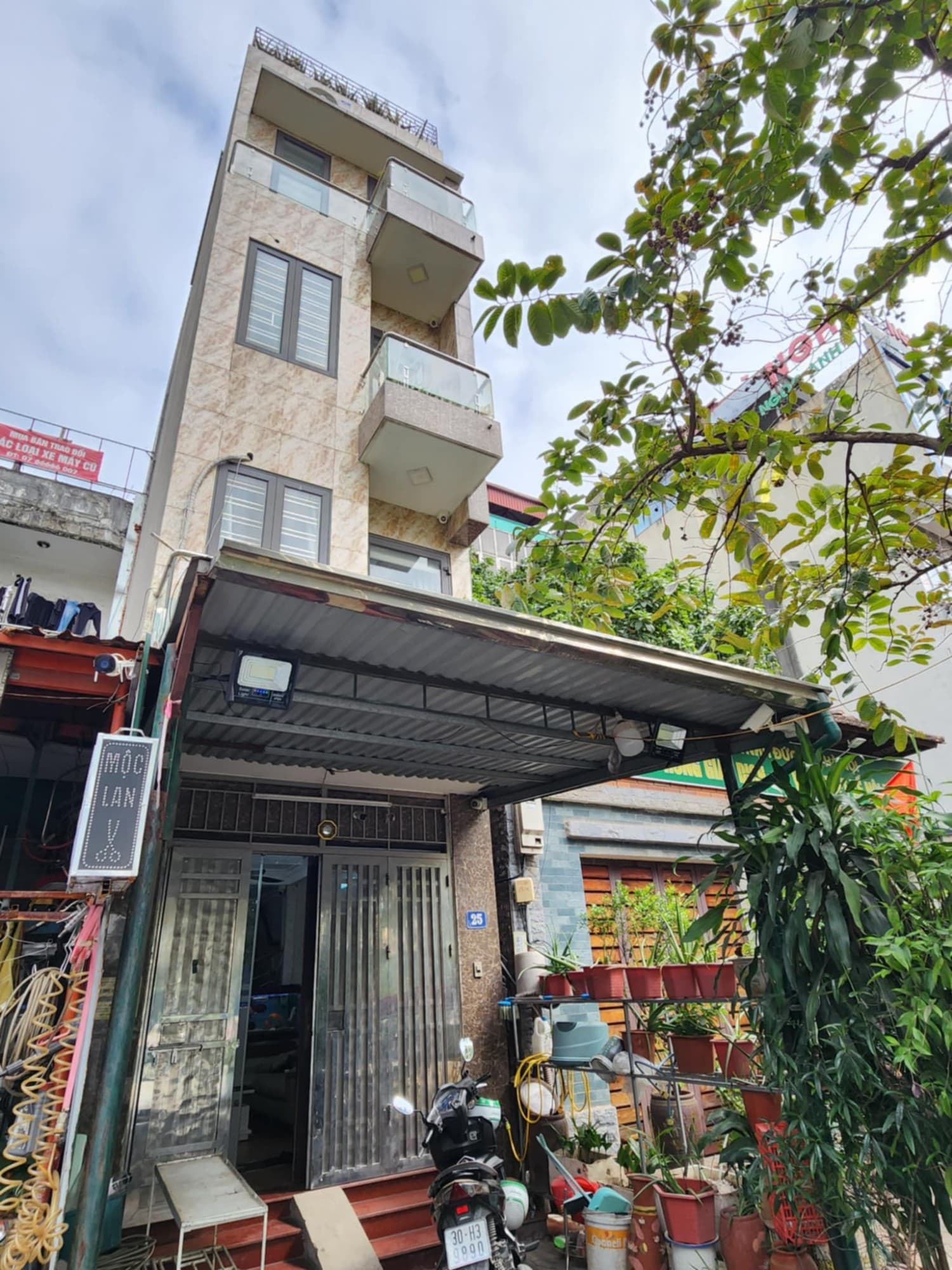 Nhà đất mặt phố, Hoàng Mai, Hà Nội - 55.3m² giá 21 tỷ