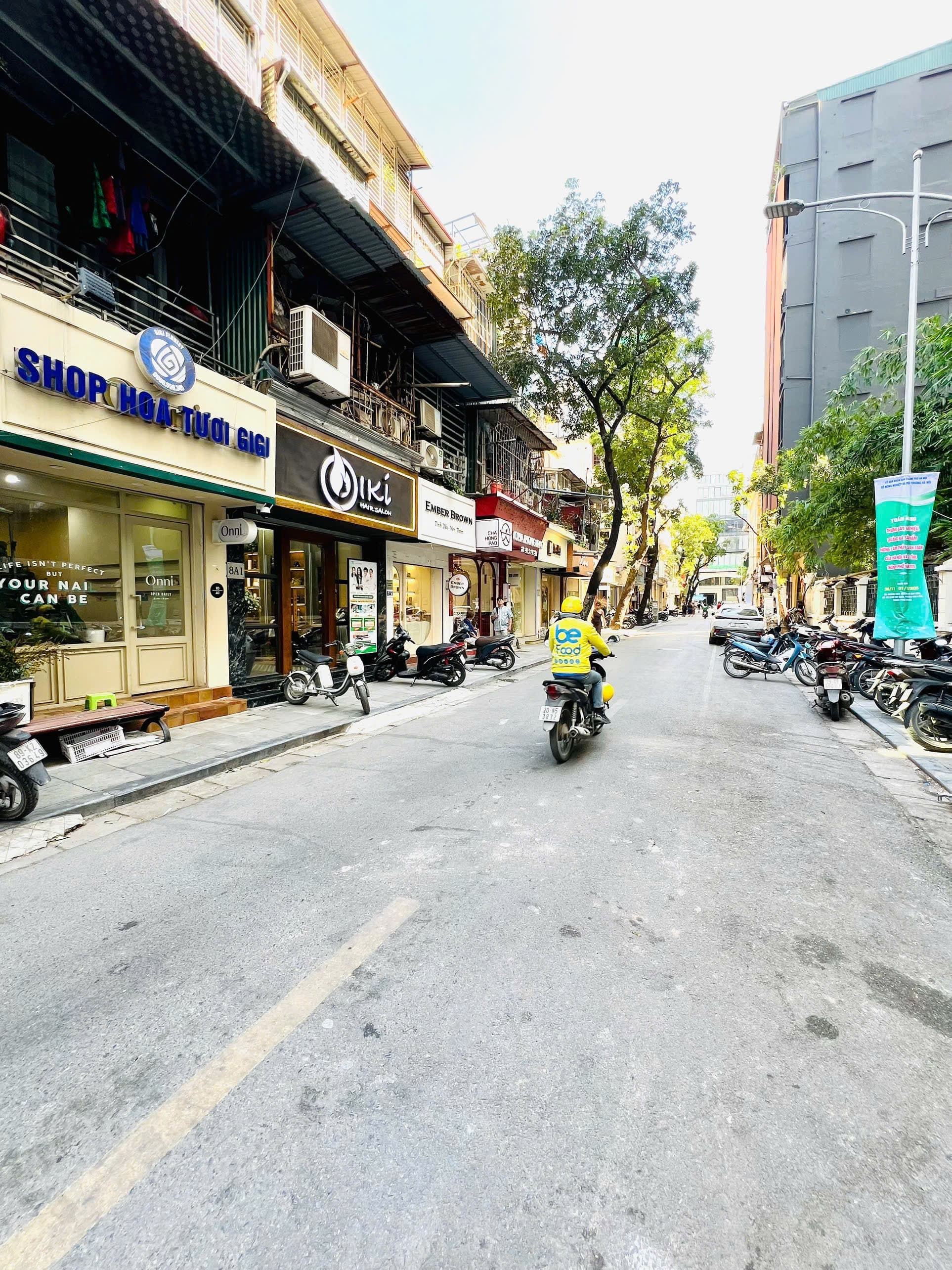 Căn hộ mặt phố, Hoàn Kiếm, Hà Nội - 27m² giá 12.5 tỷ