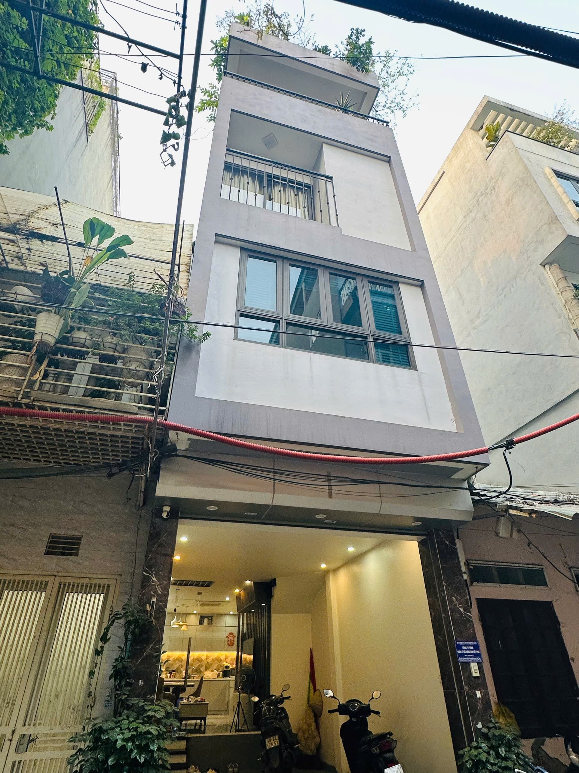 Nhà đất mặt phố, Thanh Xuân, Hà Nội - 43m² giá 17 tỷ