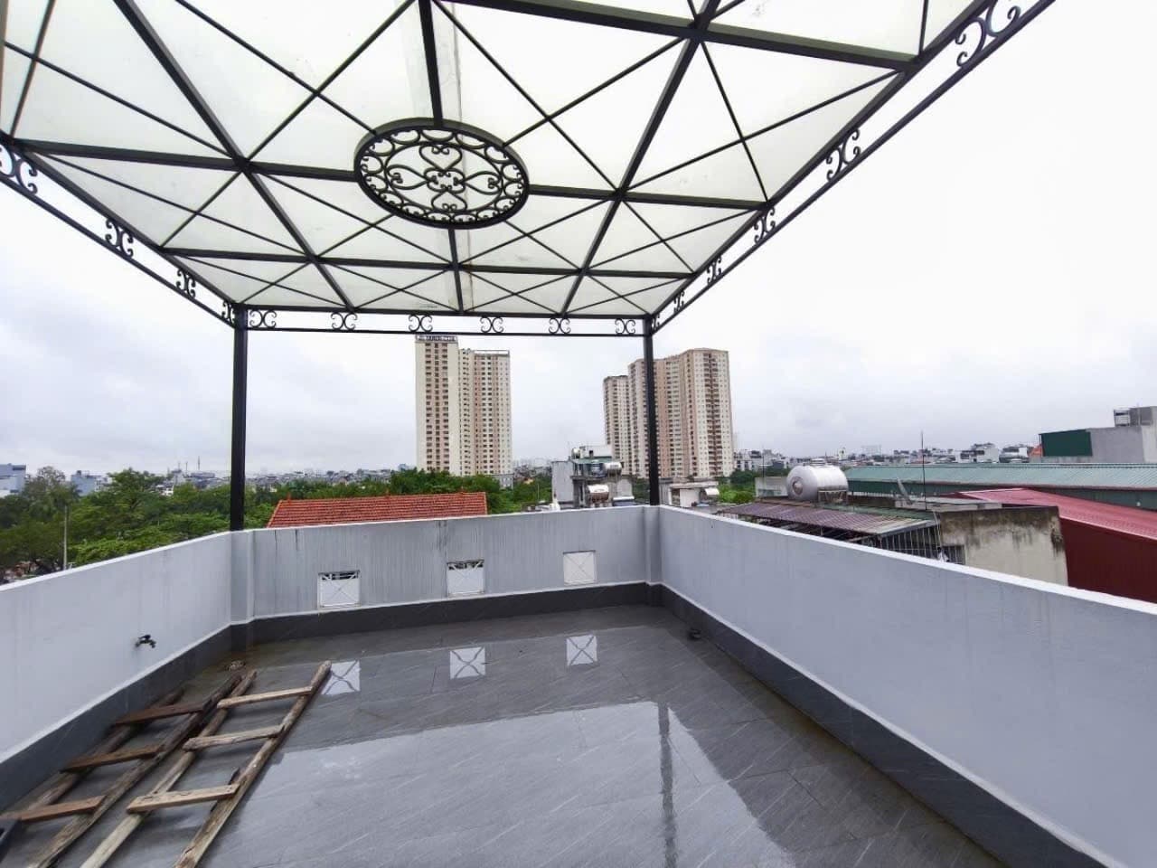 Nhà đất mặt phố, Long Biên, Hà Nội - 30m² giá 8.9 tỷ