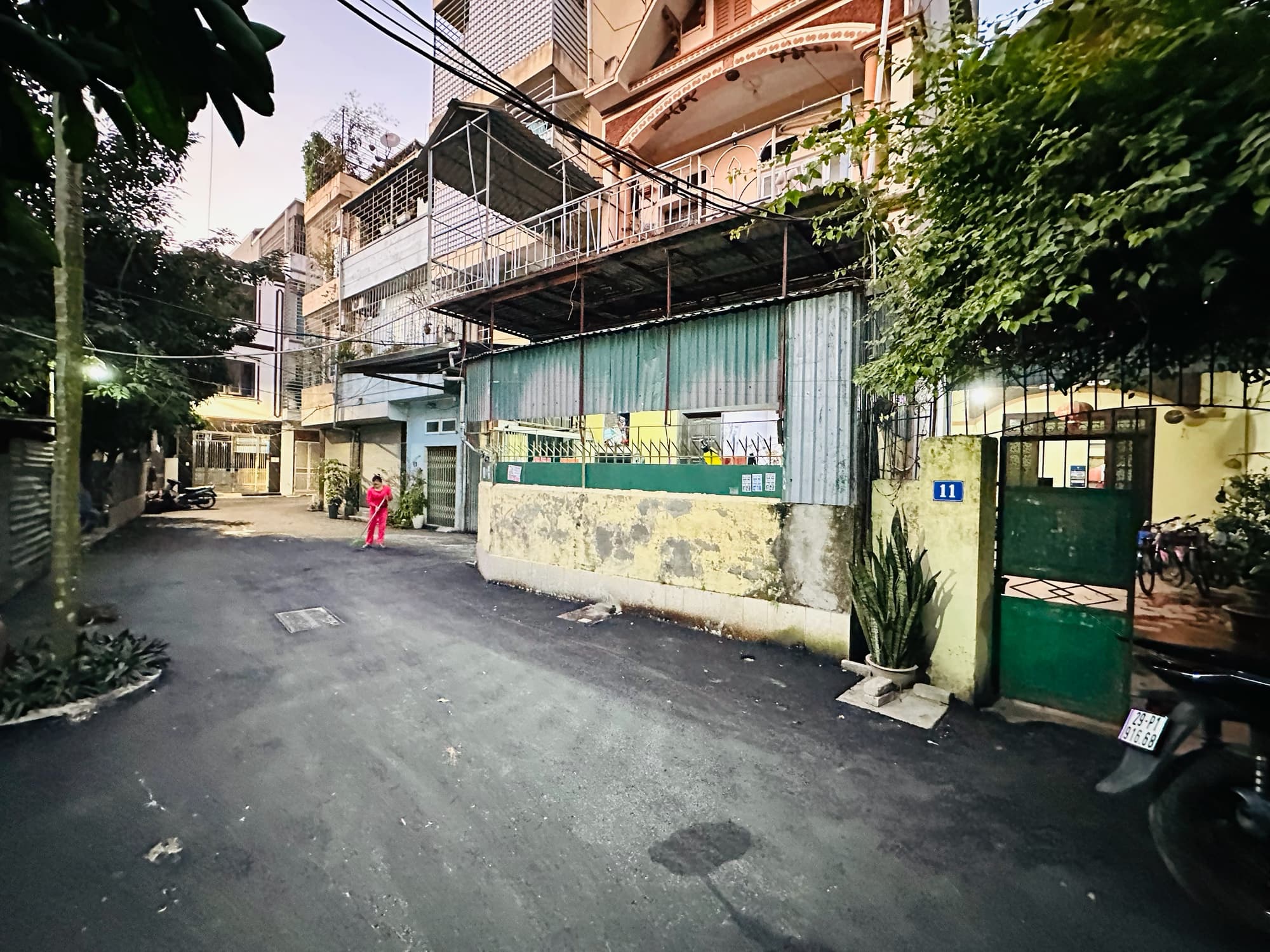 Nhà đất mặt phố, Nam Từ Liêm, Hà Nội - 127m² giá 18 tỷ