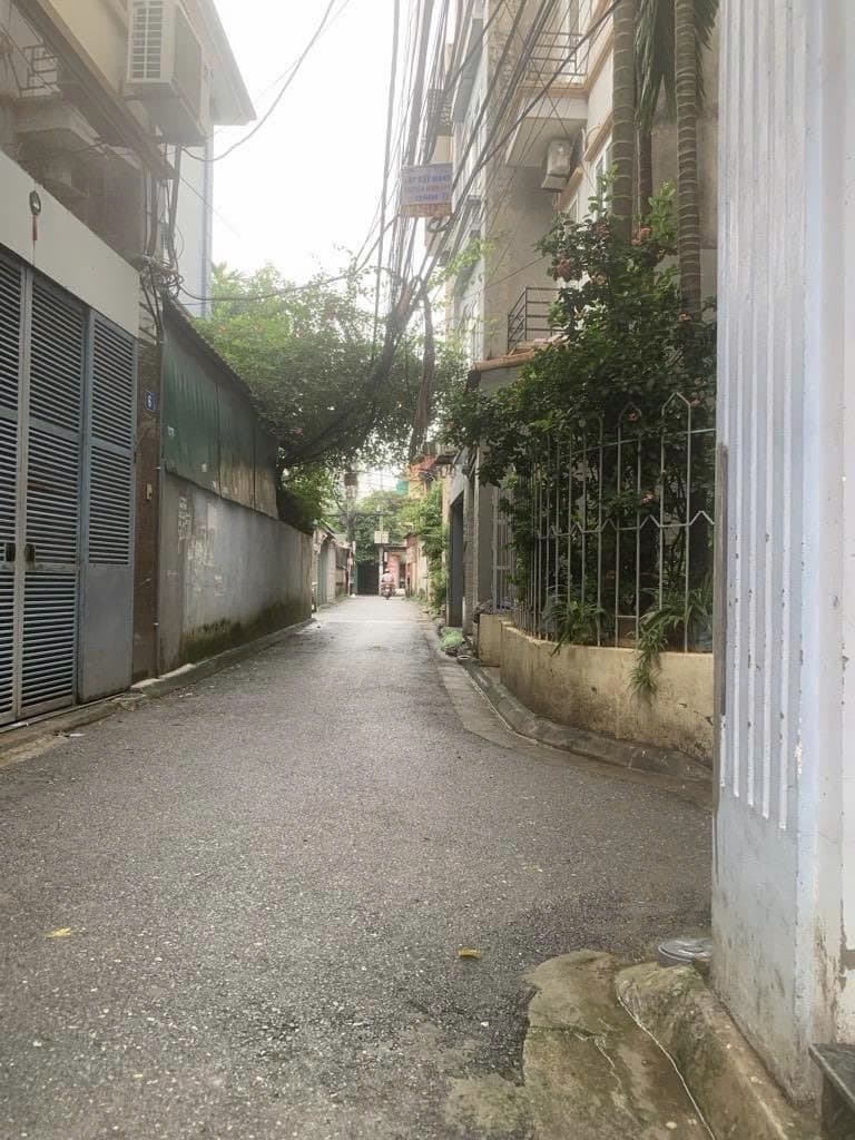 Nhà đất mặt phố, Long Biên, Hà Nội - 38m² giá 9.7 tỷ