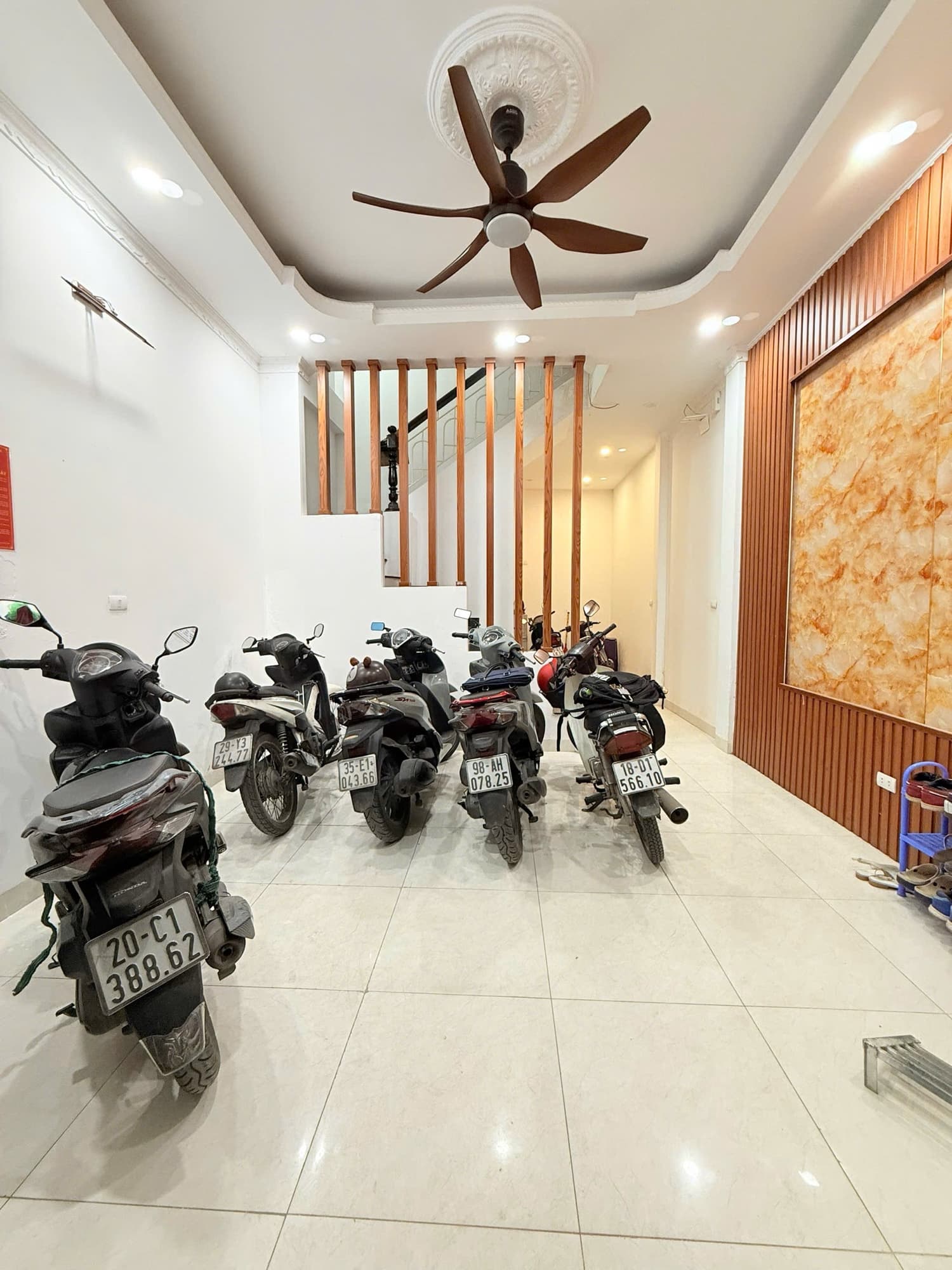Nhà đất mặt phố, Hai Bà Trưng, Hà Nội - 39m² giá 9 tỷ