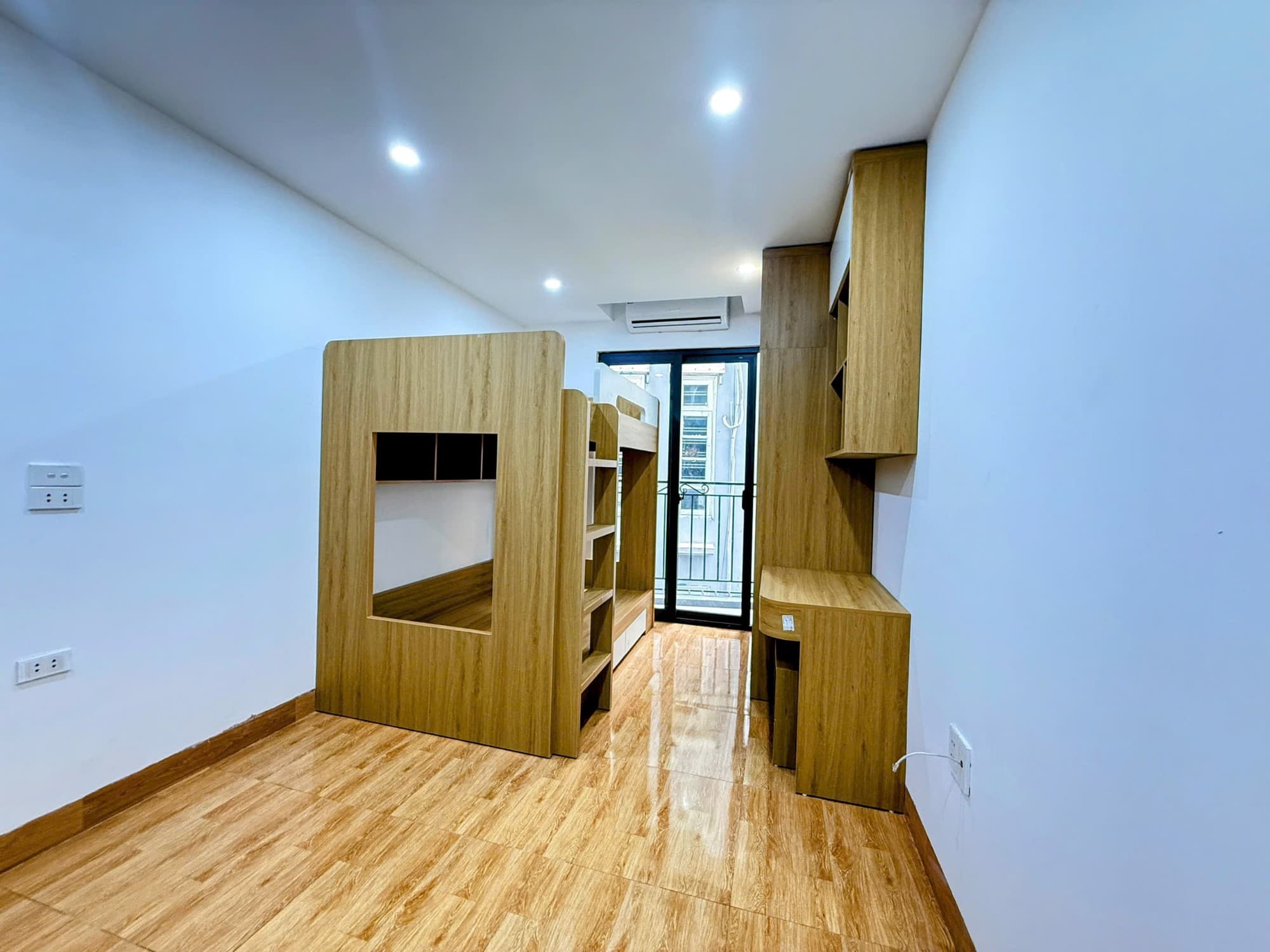 Nhà đất mặt phố, Thanh Xuân, Hà Nội - 93m² giá 28 tỷ