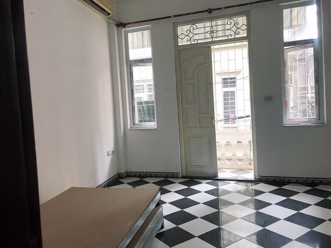 Nhà đất mặt phố, Hai Bà Trưng, Hà Nội - 23m² giá 8.5 tỷ