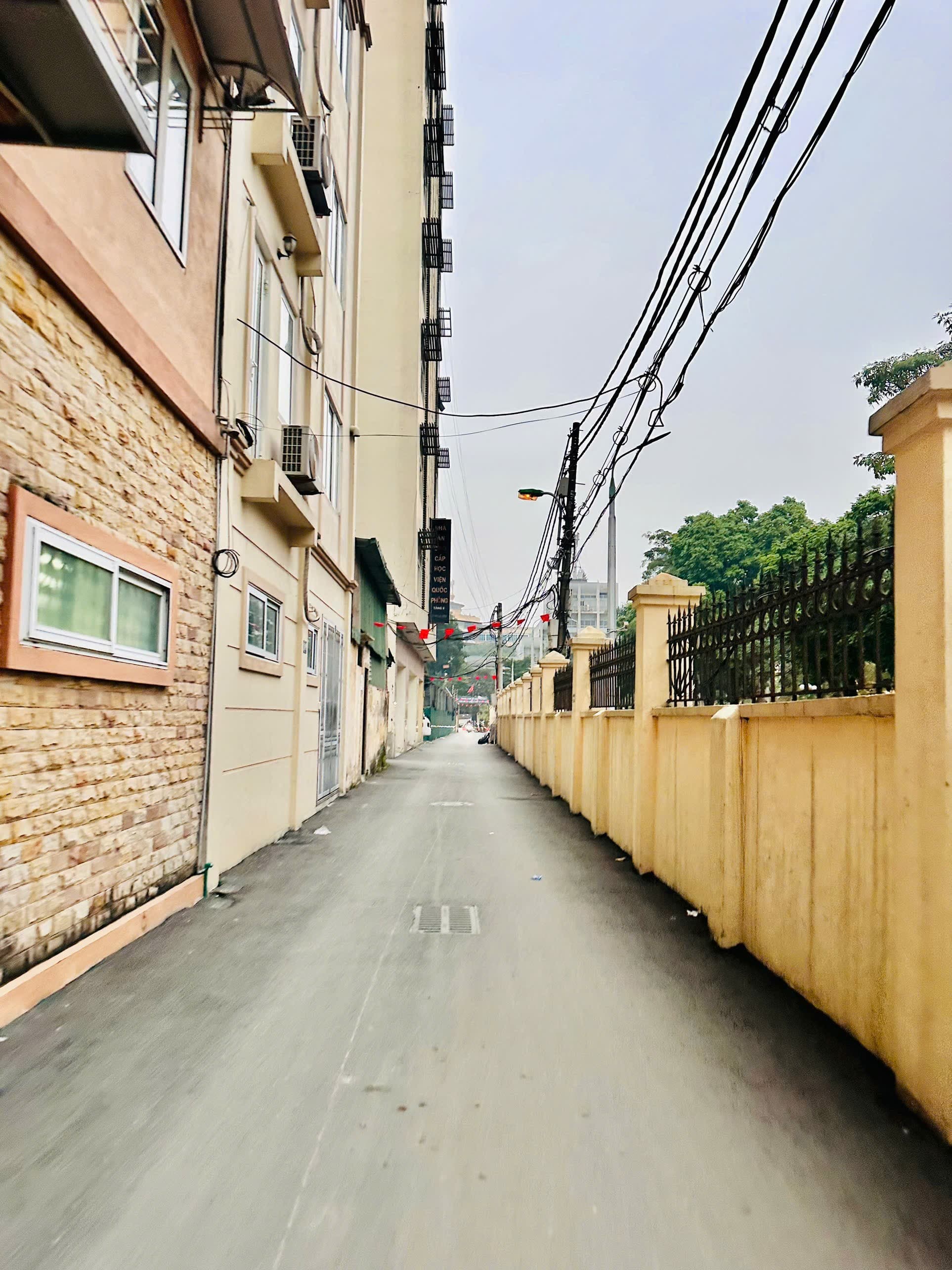 Nhà đất mặt phố, Cầu Giấy, Hà Nội - 80m² giá 19 tỷ
