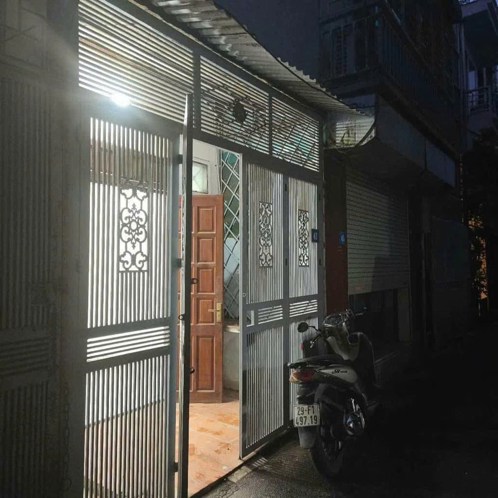 Nhà đất mặt phố, Tây Hồ, Hà Nội - 36m² giá 2 tỷ