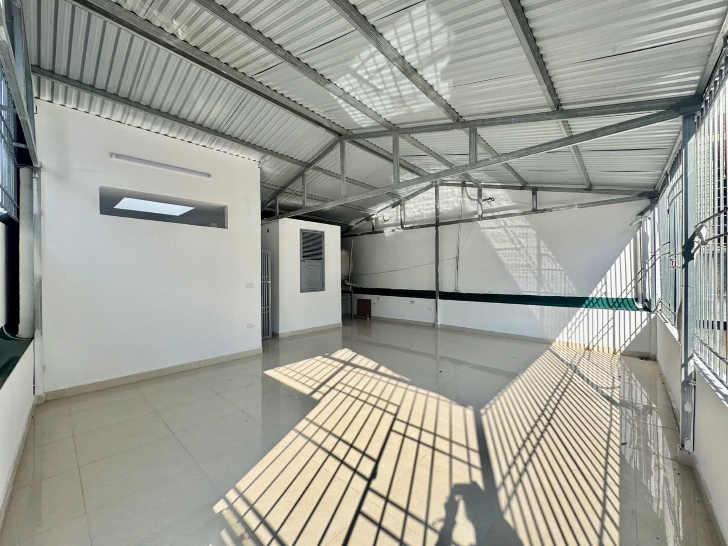 Nhà đất mặt phố, Hoàng Mai, Hà Nội - 58m² giá 13.9 tỷ