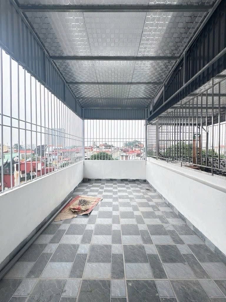 Nhà đất mặt phố, Long Biên, Hà Nội - 31m² giá 7.2 tỷ