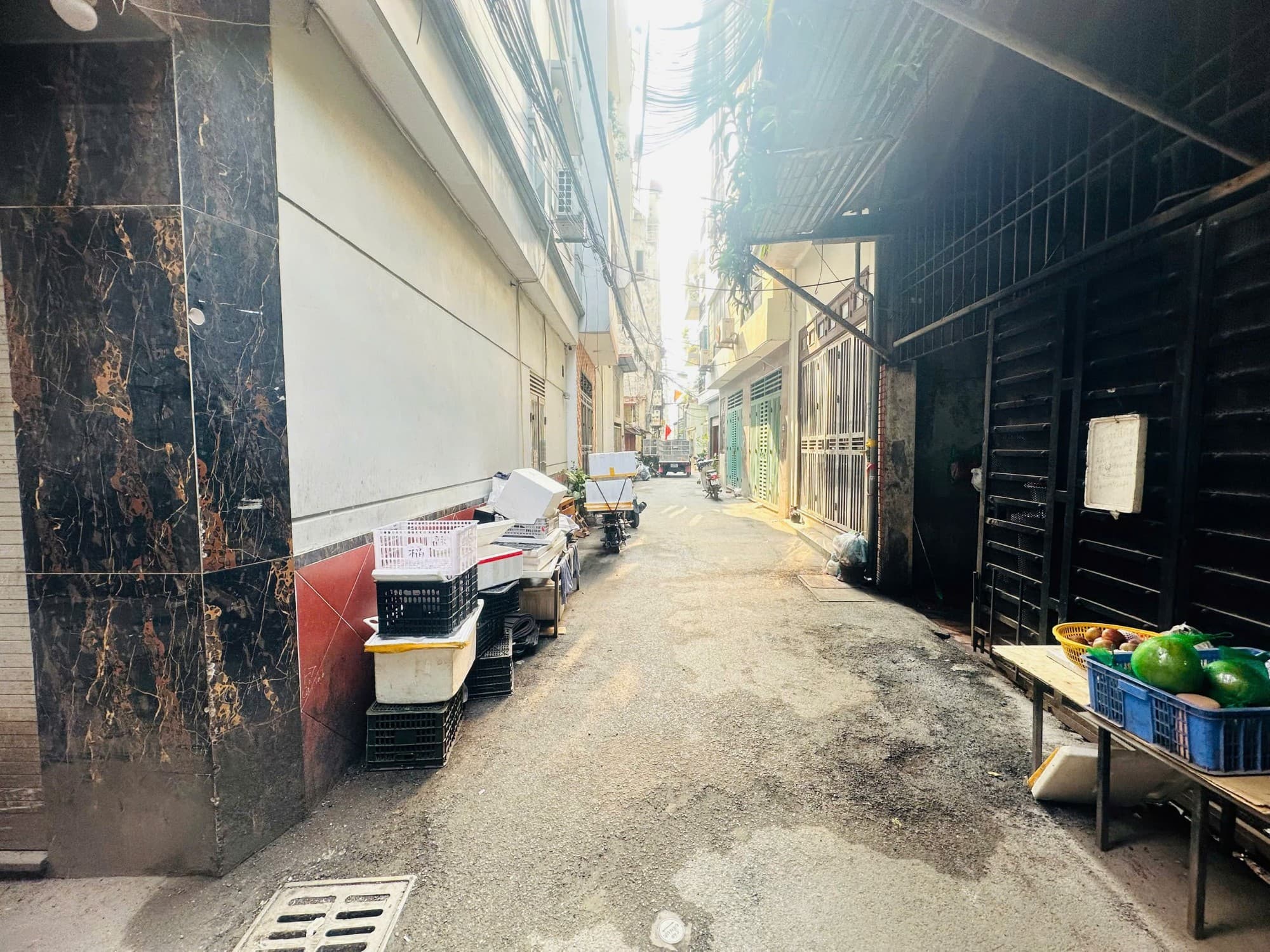 Nhà đất mặt phố, Nam Từ Liêm, Hà Nội - 93m² giá 18.6 tỷ