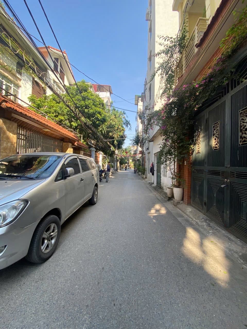 Nhà đất mặt phố, Long Biên, Hà Nội - 97m² giá 20.9 tỷ
