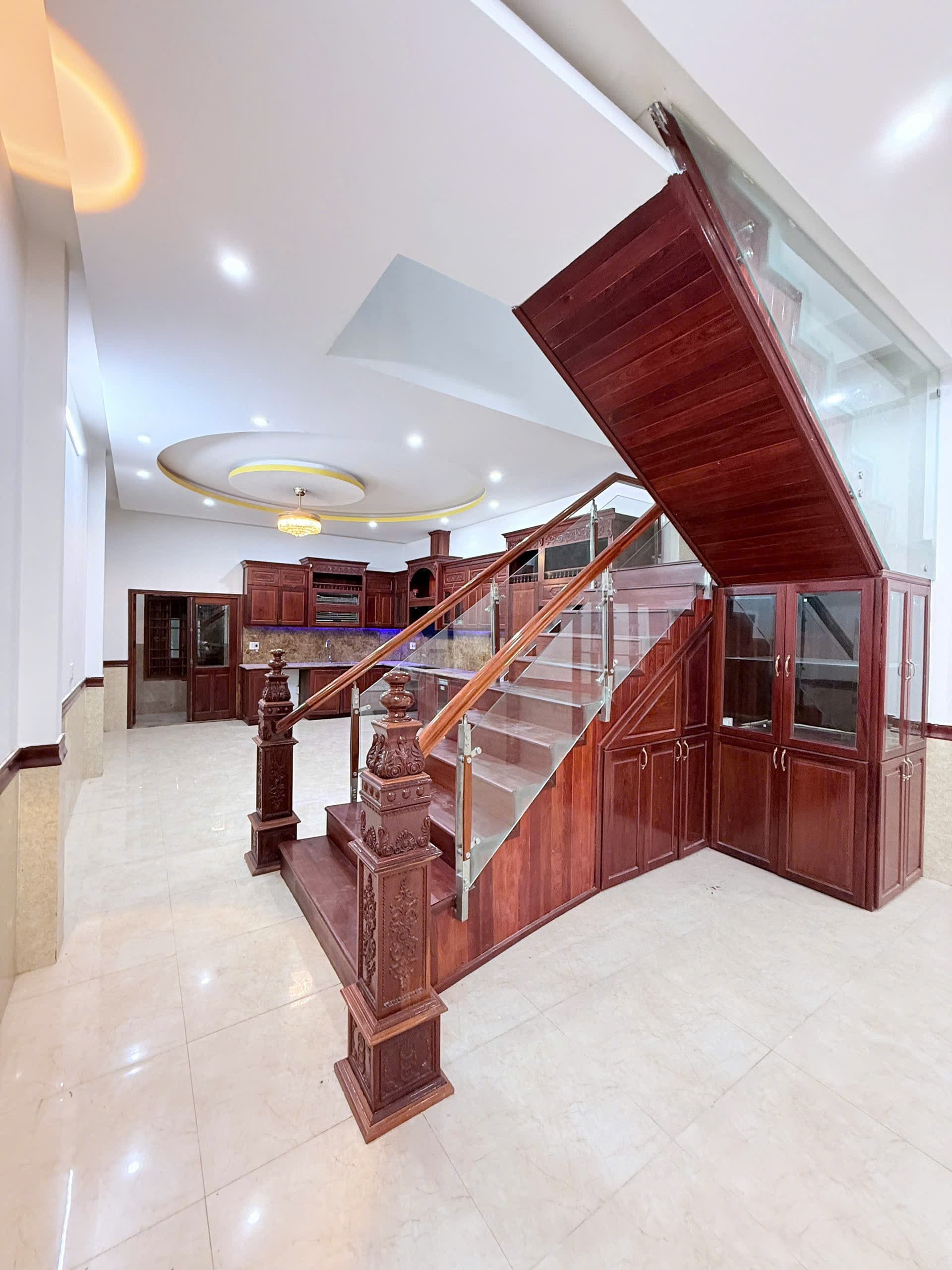 Nhà đất mặt phố, Thanh Khê, Đà Nẵng - 84m² giá 7.55 tỷ