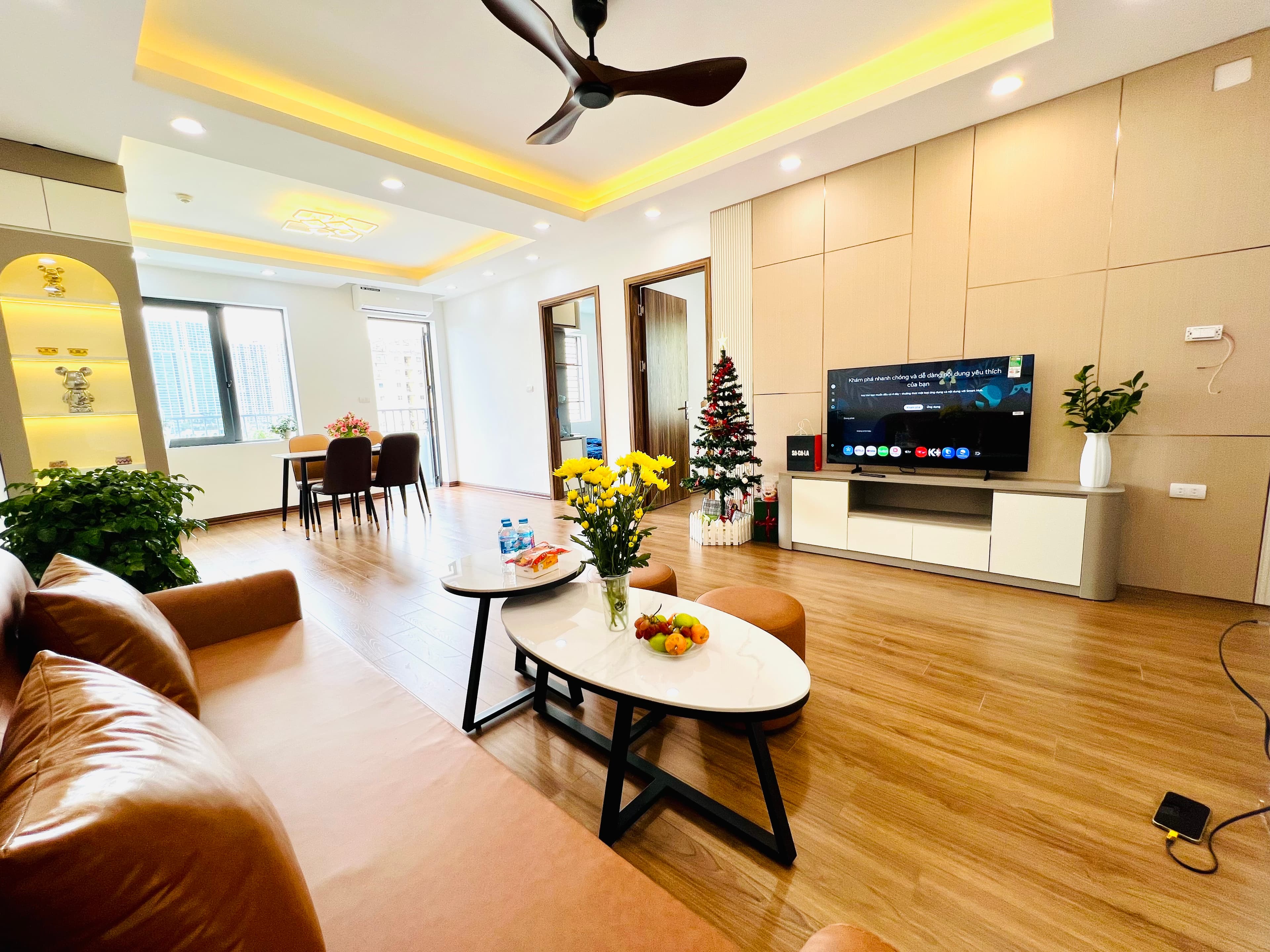 Căn hộ mặt phố, Cầu Giấy, Hà Nội - 69m² giá 6.7 tỷ