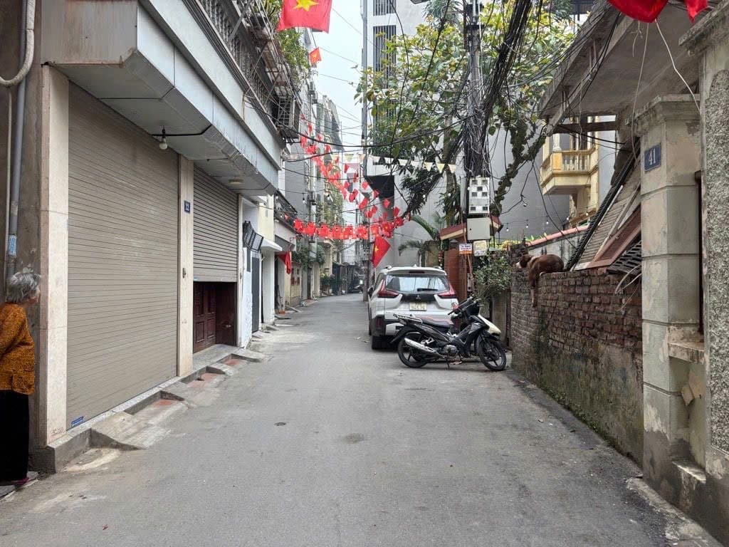 Nhà đất mặt phố, Tây Hồ, Hà Nội - 65m² giá 17.5 tỷ