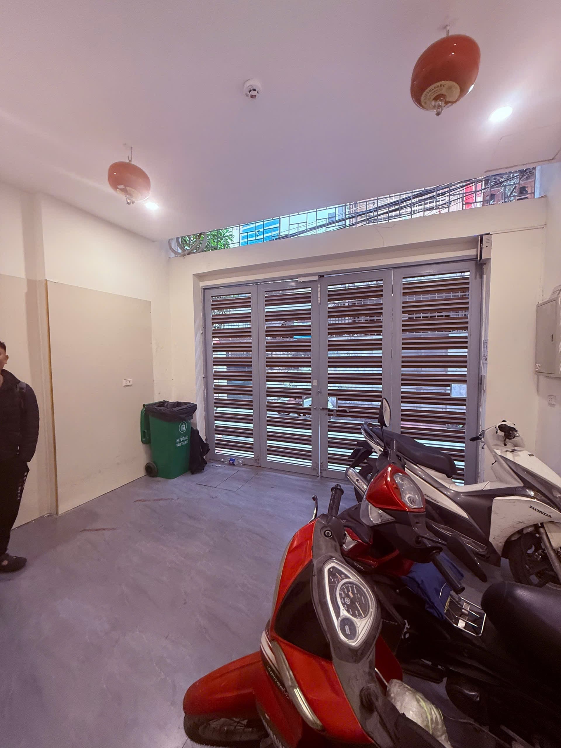 Nhà đất mặt phố, Hai Bà Trưng, Hà Nội - 51m² giá 12.29 tỷ