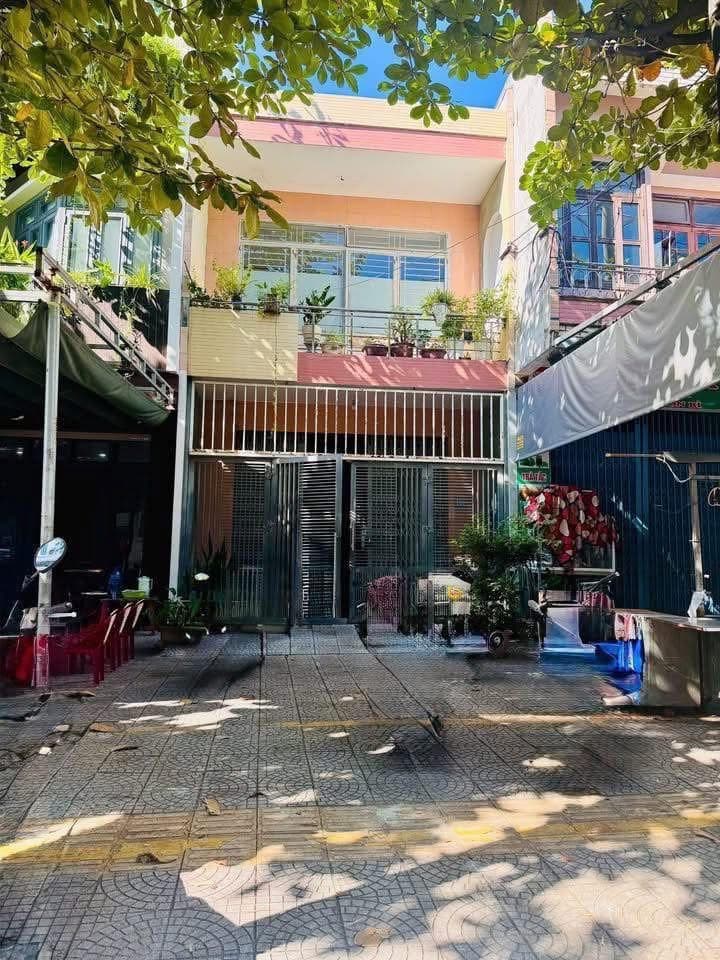 Nhà đất mặt phố, Thanh Khê, Đà Nẵng - 92.5m² giá 10.5 tỷ