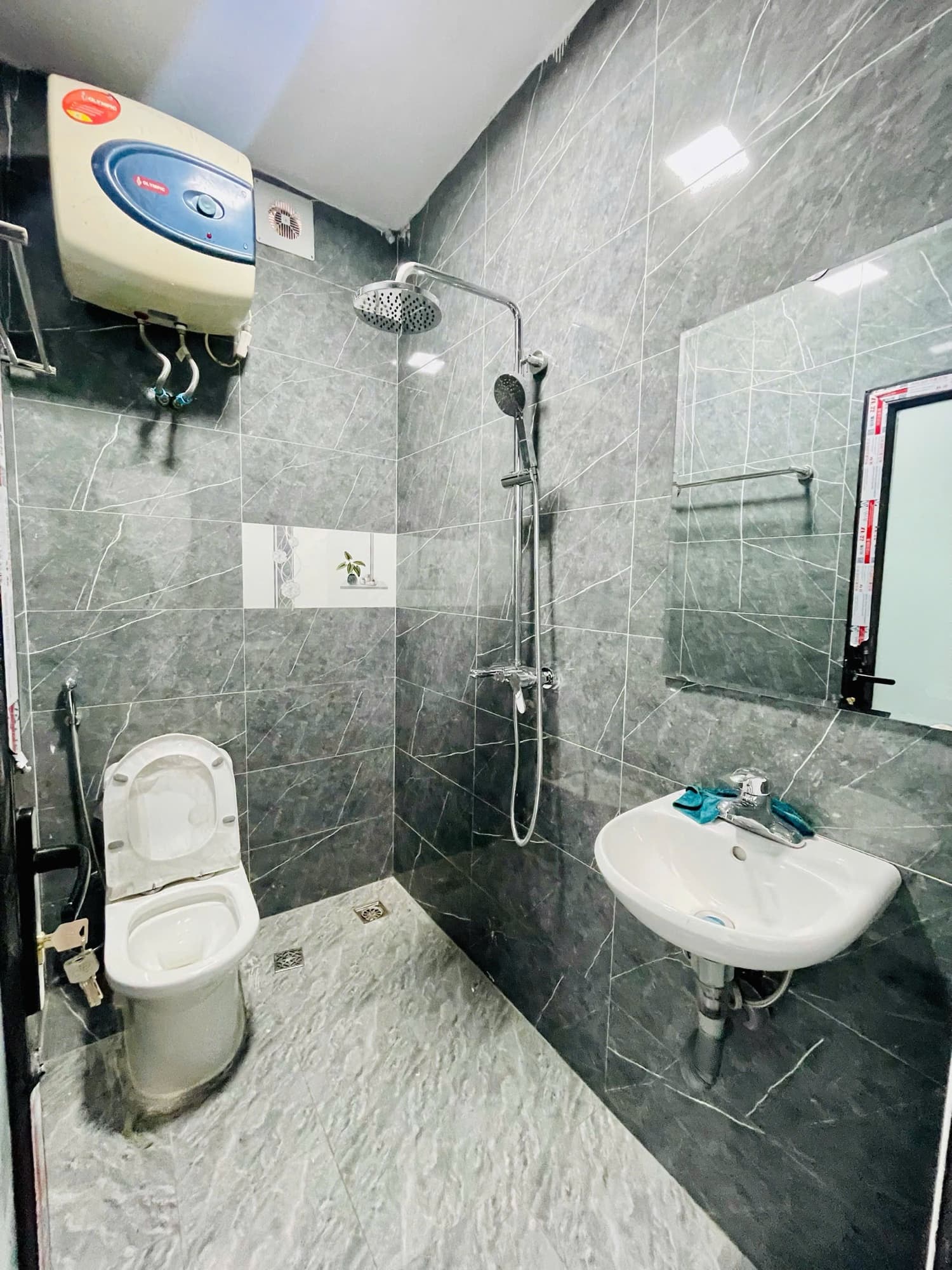 Nhà đất mặt phố, Thanh Trì, Hà Nội - 64m² giá 1.98 tỷ