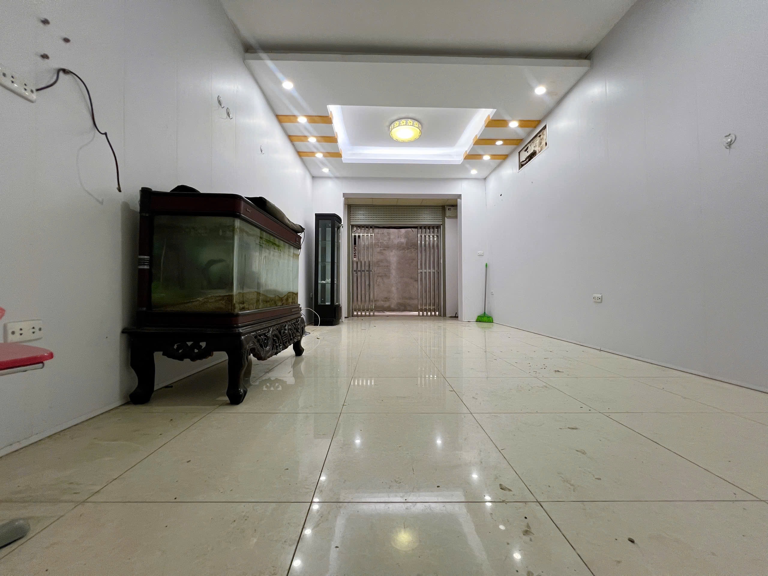 Nhà đất mặt phố, Hoàng Mai, Hà Nội - 44.7m² giá 10.5 tỷ