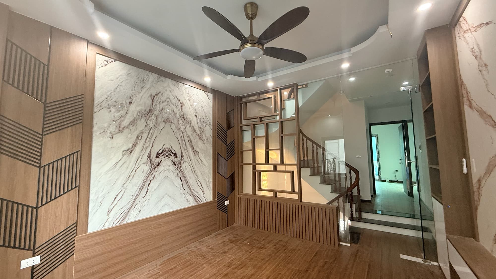 Nhà đất mặt phố Quốc Oai, Hà Nội - 62m² giá 6.2 tỷ