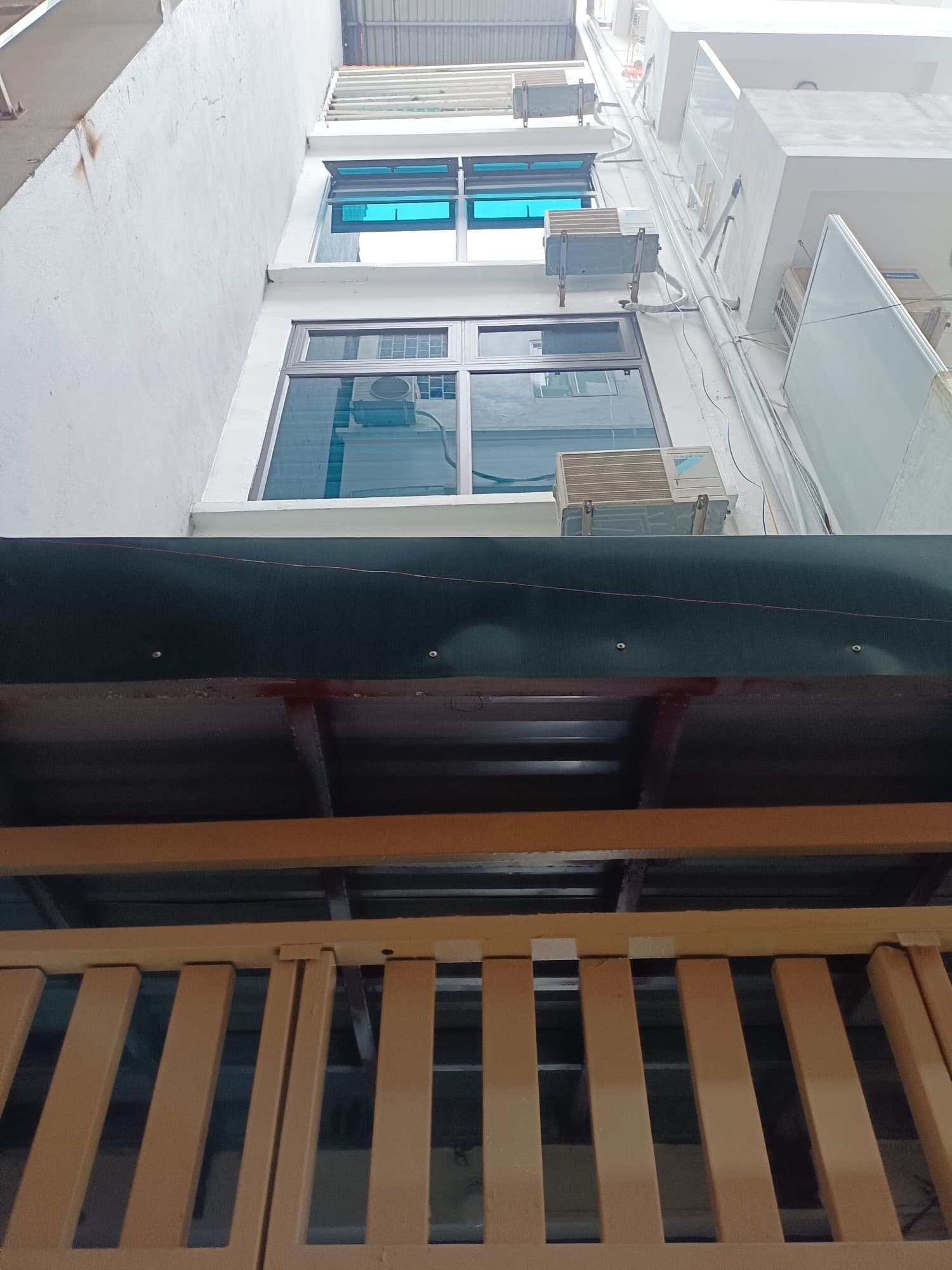 Nhà đất mặt phố, Cầu Giấy, Hà Nội - 27m² giá 8.3 tỷ