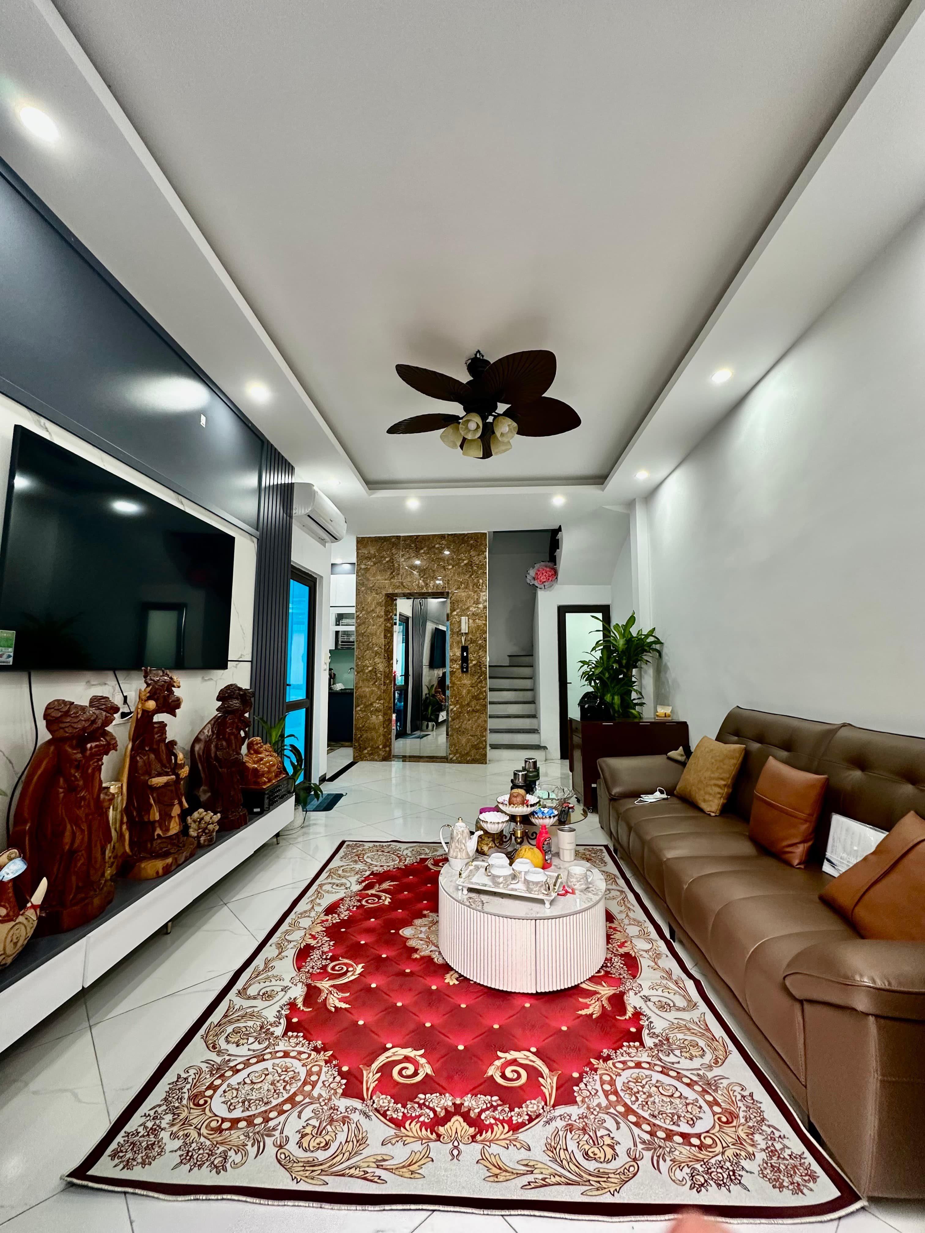 Nhà đất mặt phố, Thanh Trì, Hà Nội - 53m² giá 8.4 tỷ