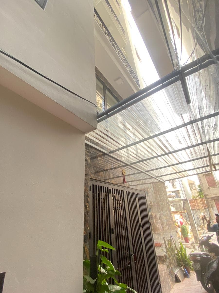 Nhà đất mặt phố, Long Biên, Hà Nội - 32m² giá 6.6 tỷ