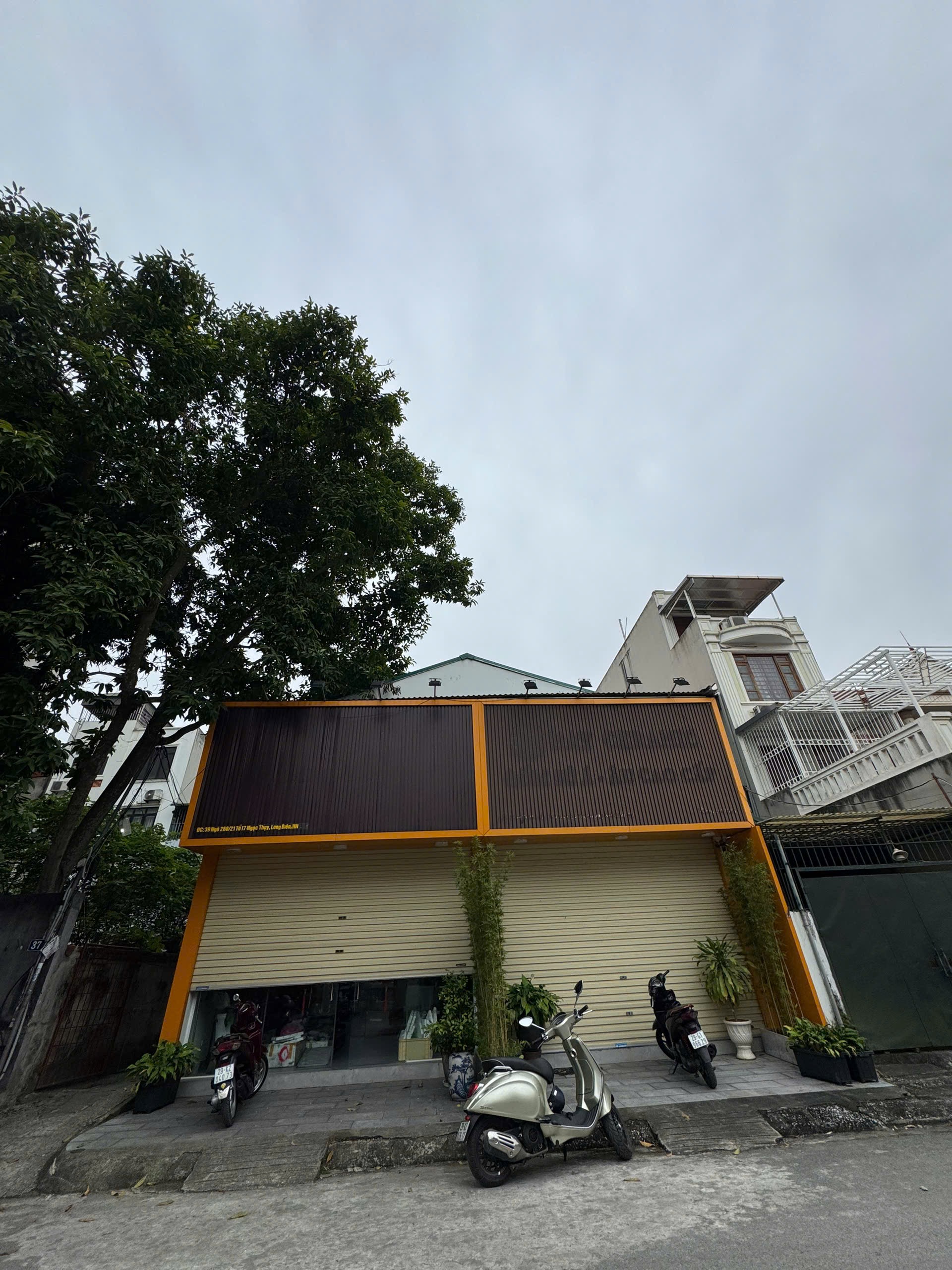 Nhà đất mặt phố, Long Biên, Hà Nội - 290m² giá 88 tỷ