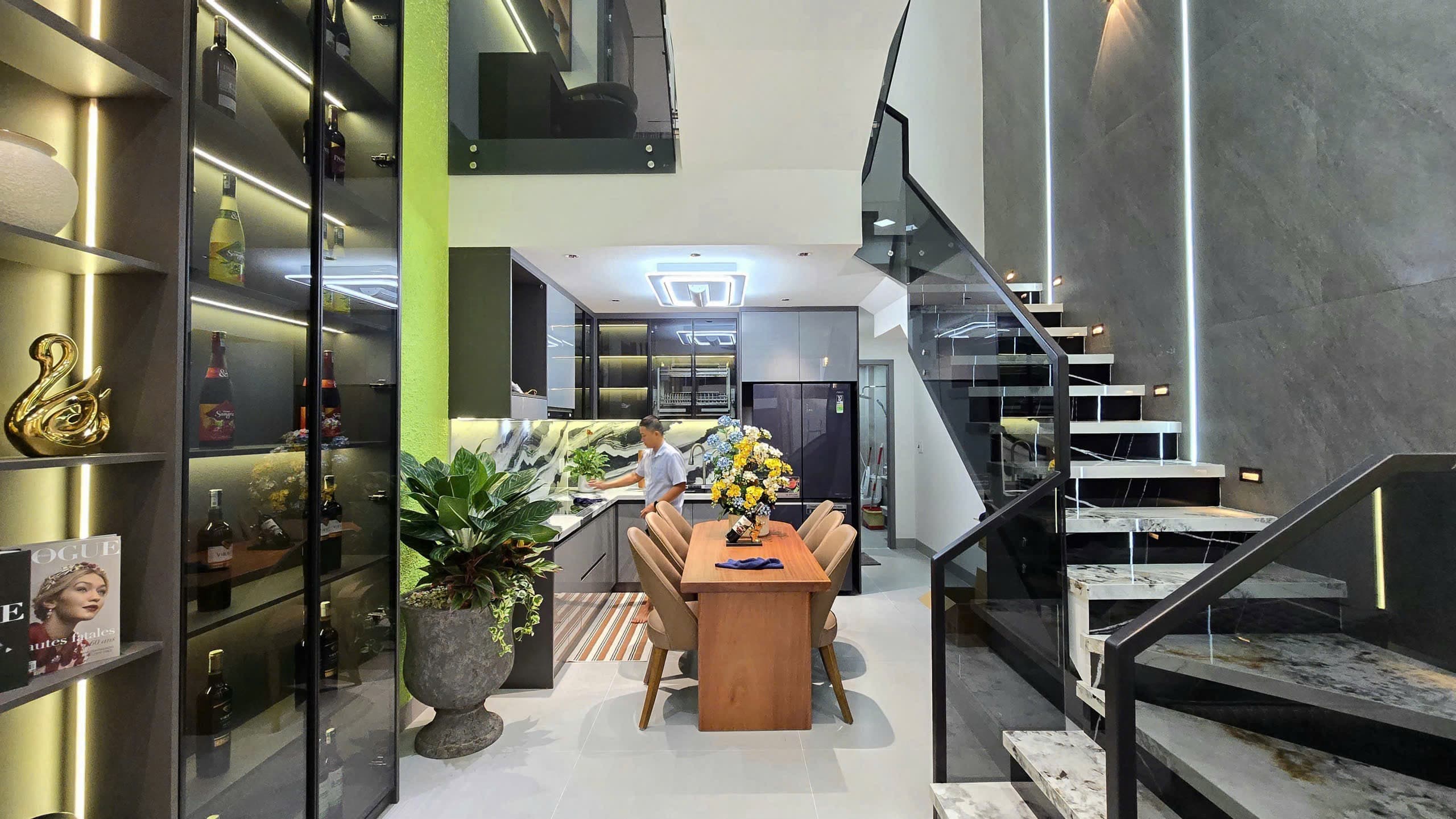 Nhà đất mặt phố, Liên Chiểu, Đà Nẵng - 61.7m² giá 5.99 tỷ