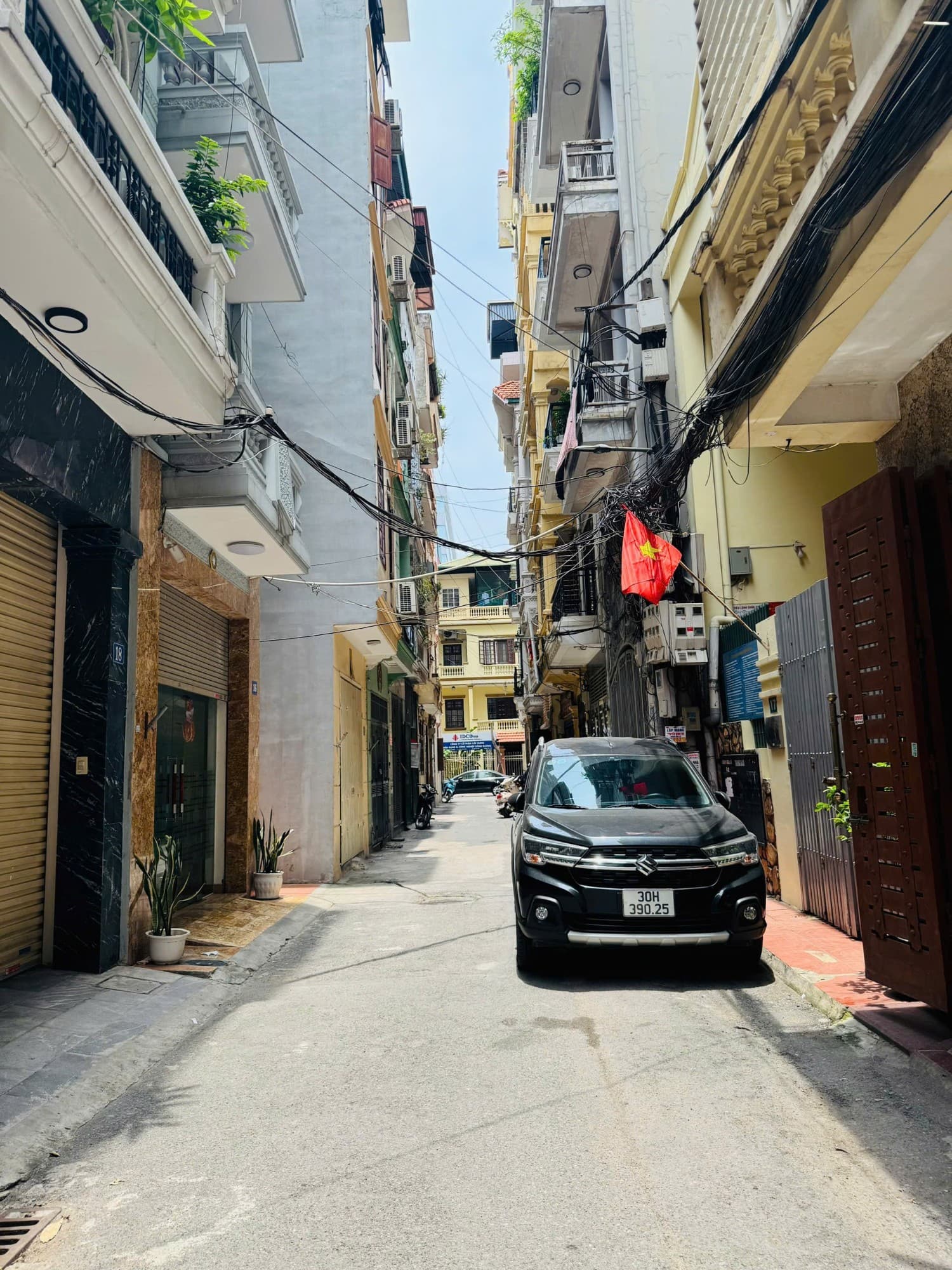 Nhà đất mặt phố, Cầu Giấy, Hà Nội - 47m² giá 18.2 tỷ