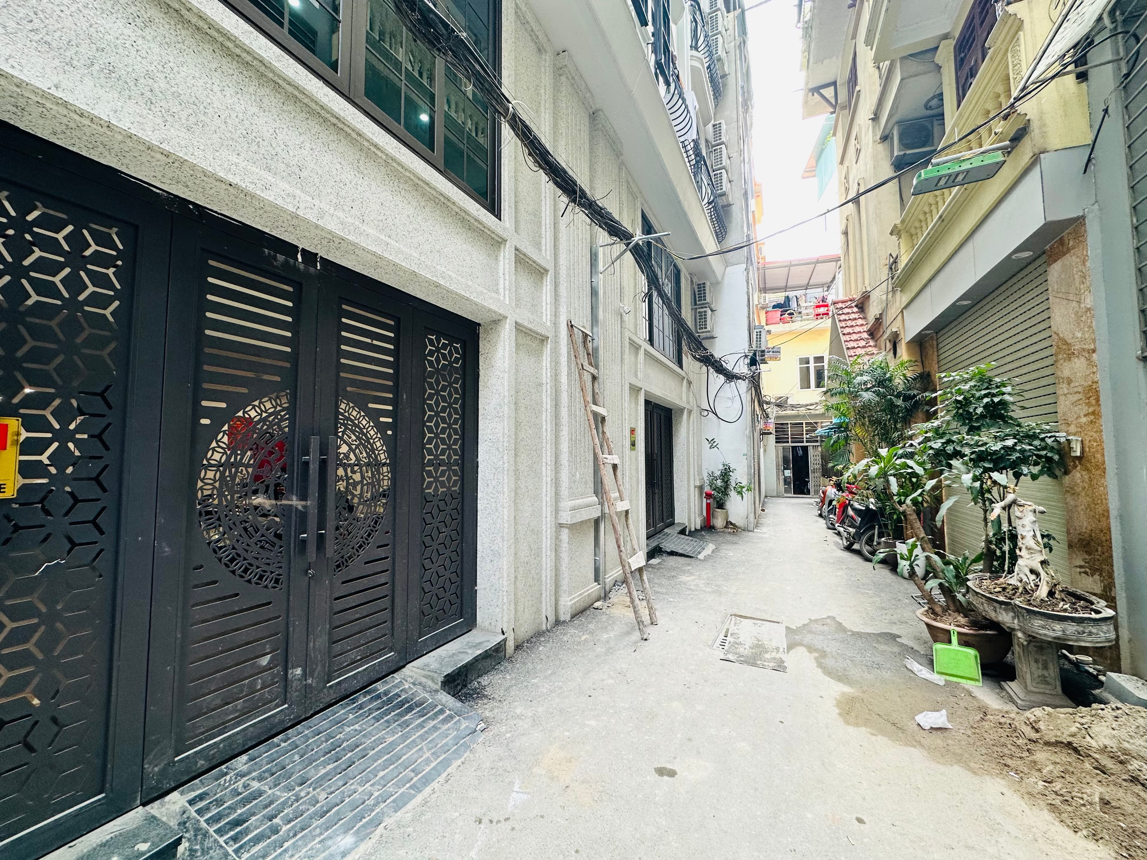 Nhà đất mặt phố, Nam Từ Liêm, Hà Nội - 40m² giá 12.3 tỷ