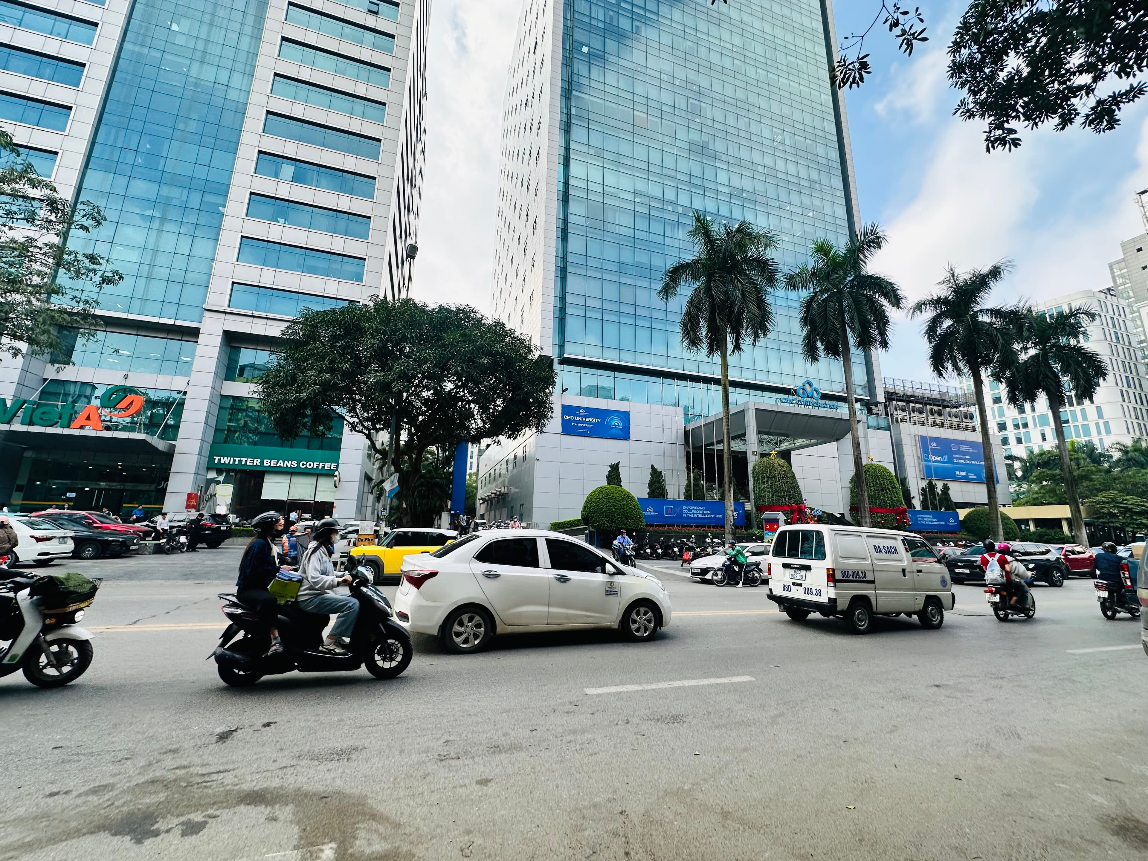 Nhà đất mặt phố, Cầu Giấy, Hà Nội - 60m² giá 59 tỷ